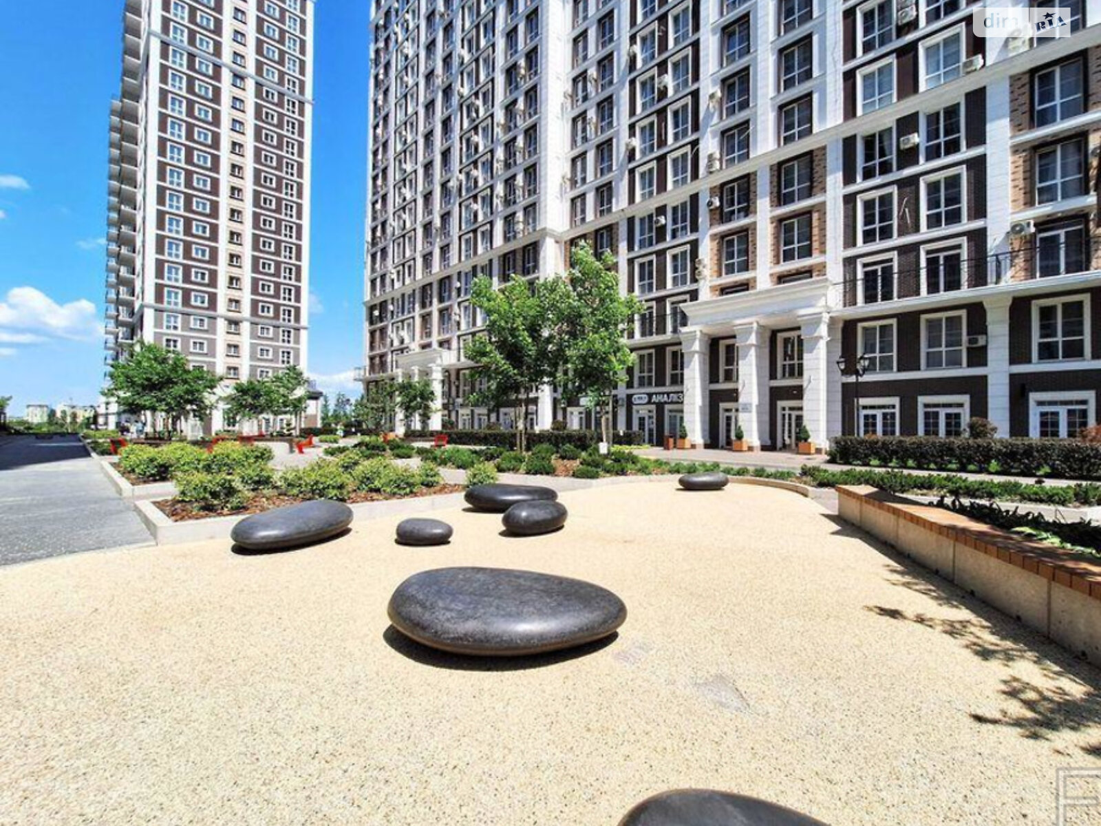 Продажа однокомнатной квартиры в Киеве, на ул. Михаила Максимовича 26Б, район Голосеев фото 1 Продажа однокомнатной квартиры в Киеве, на ул. Михаила Максимовича 26Б, район Голосеев фото 1