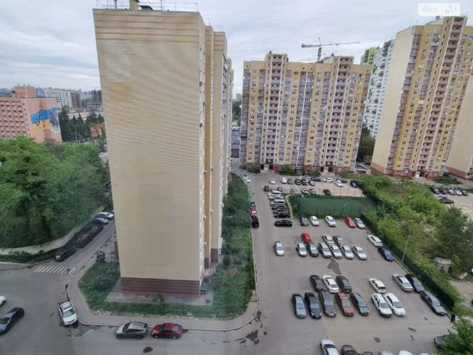 Продажа трехкомнатной квартиры в Киеве, на ул. Михаила Максимовича 9, район Голосеев фото 1