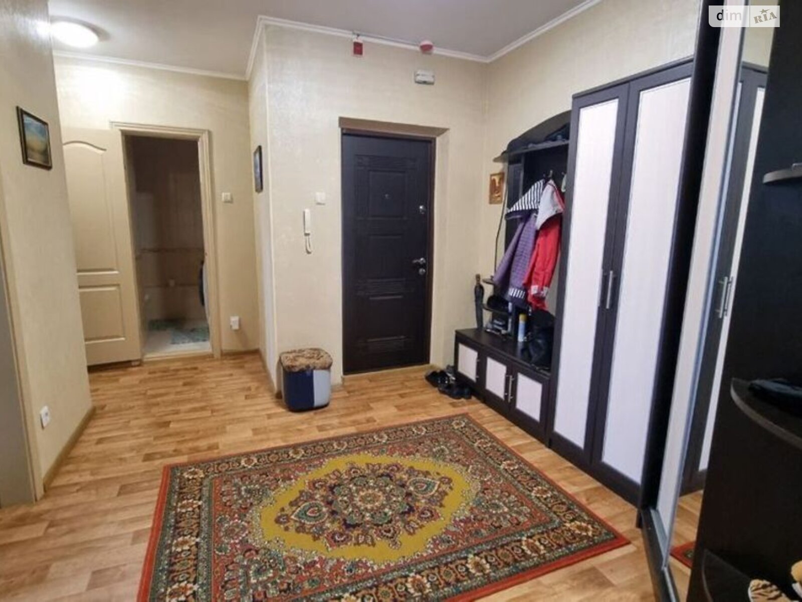 Продажа трехкомнатной квартиры в Киеве, на ул. Михаила Максимовича 9, район Голосеев фото 1