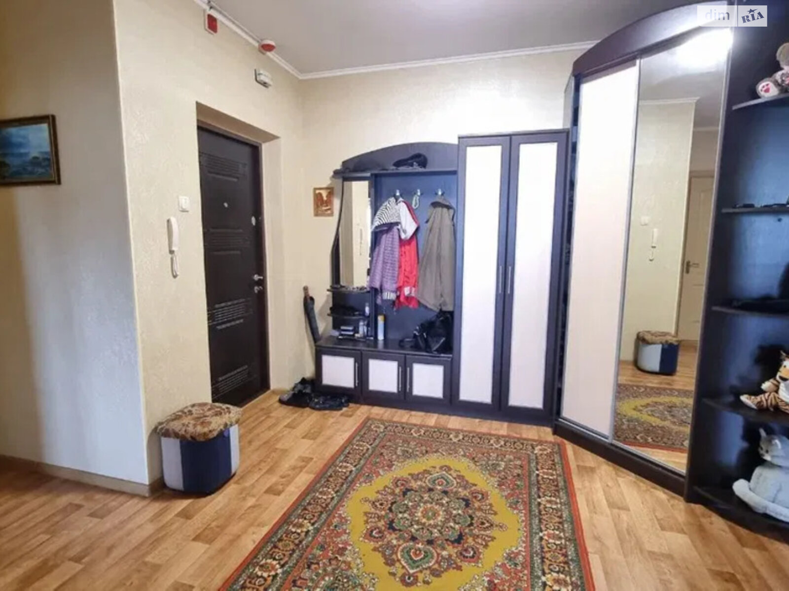 Продажа трехкомнатной квартиры в Киеве, на ул. Михаила Максимовича 9, район Голосеев фото 1