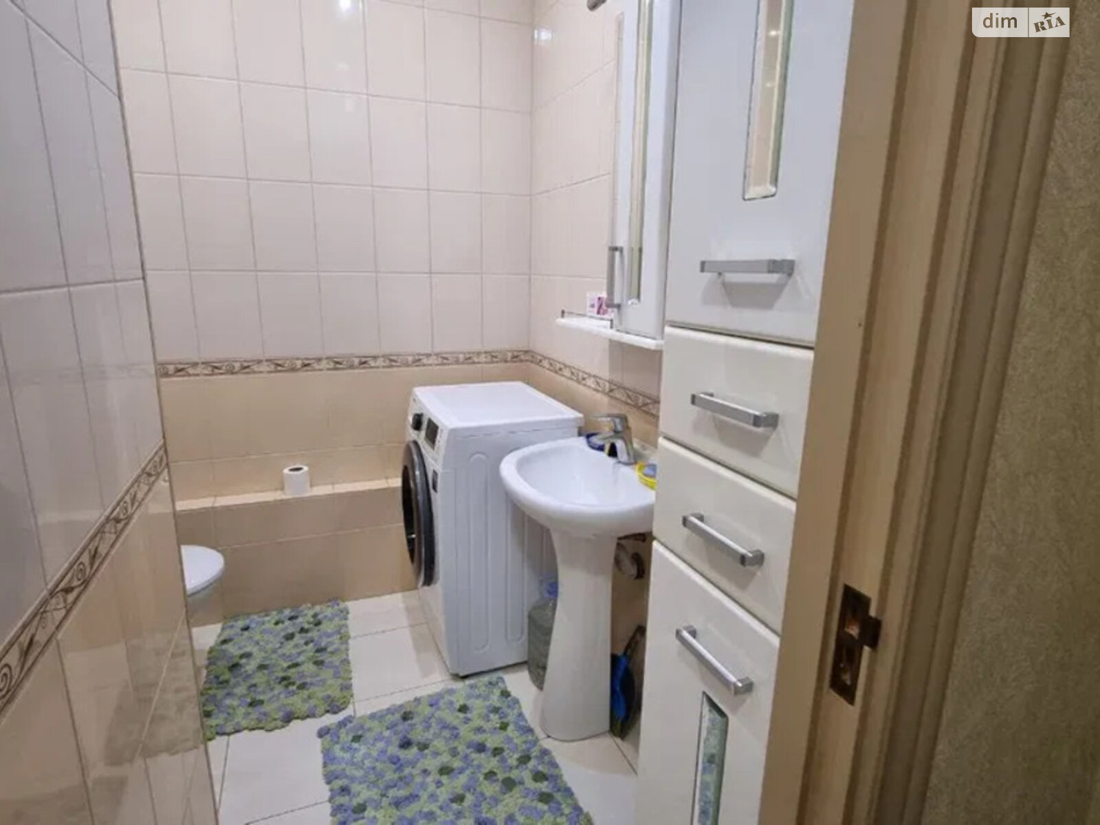 Продажа трехкомнатной квартиры в Киеве, на ул. Михаила Максимовича 9, район Голосеев фото 1