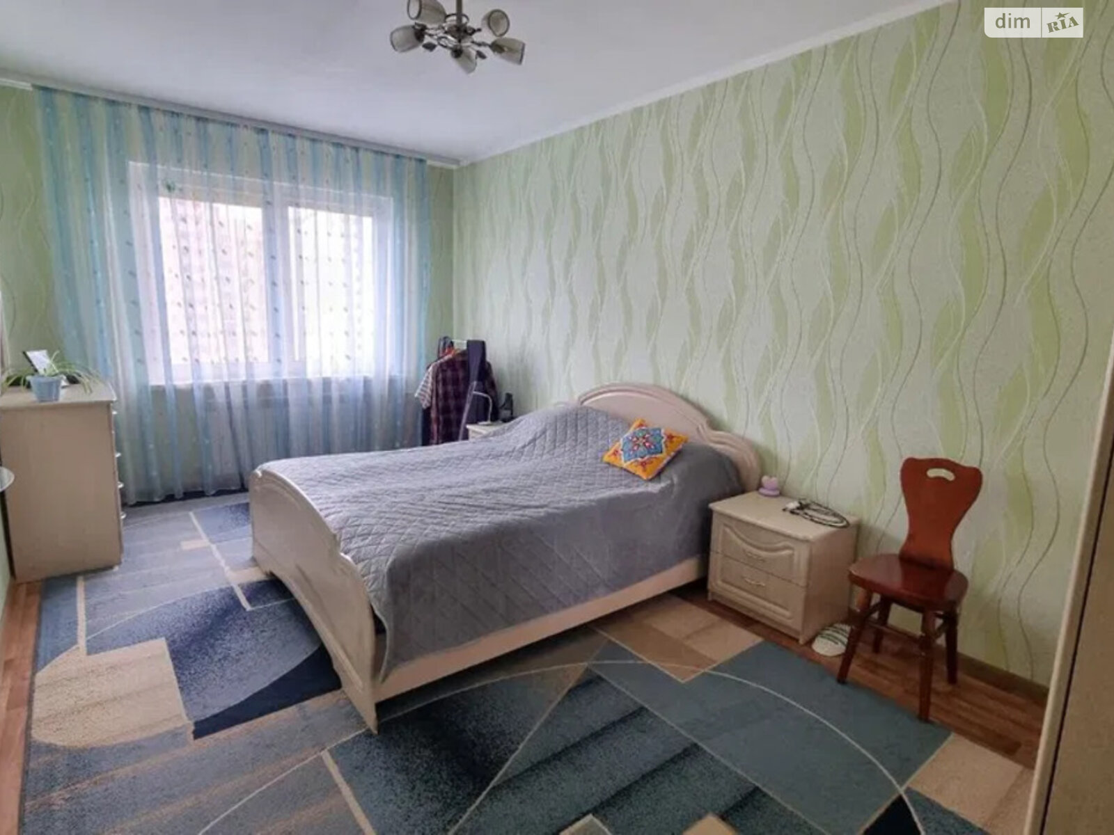 Продажа трехкомнатной квартиры в Киеве, на ул. Михаила Максимовича 9, район Голосеев фото 1