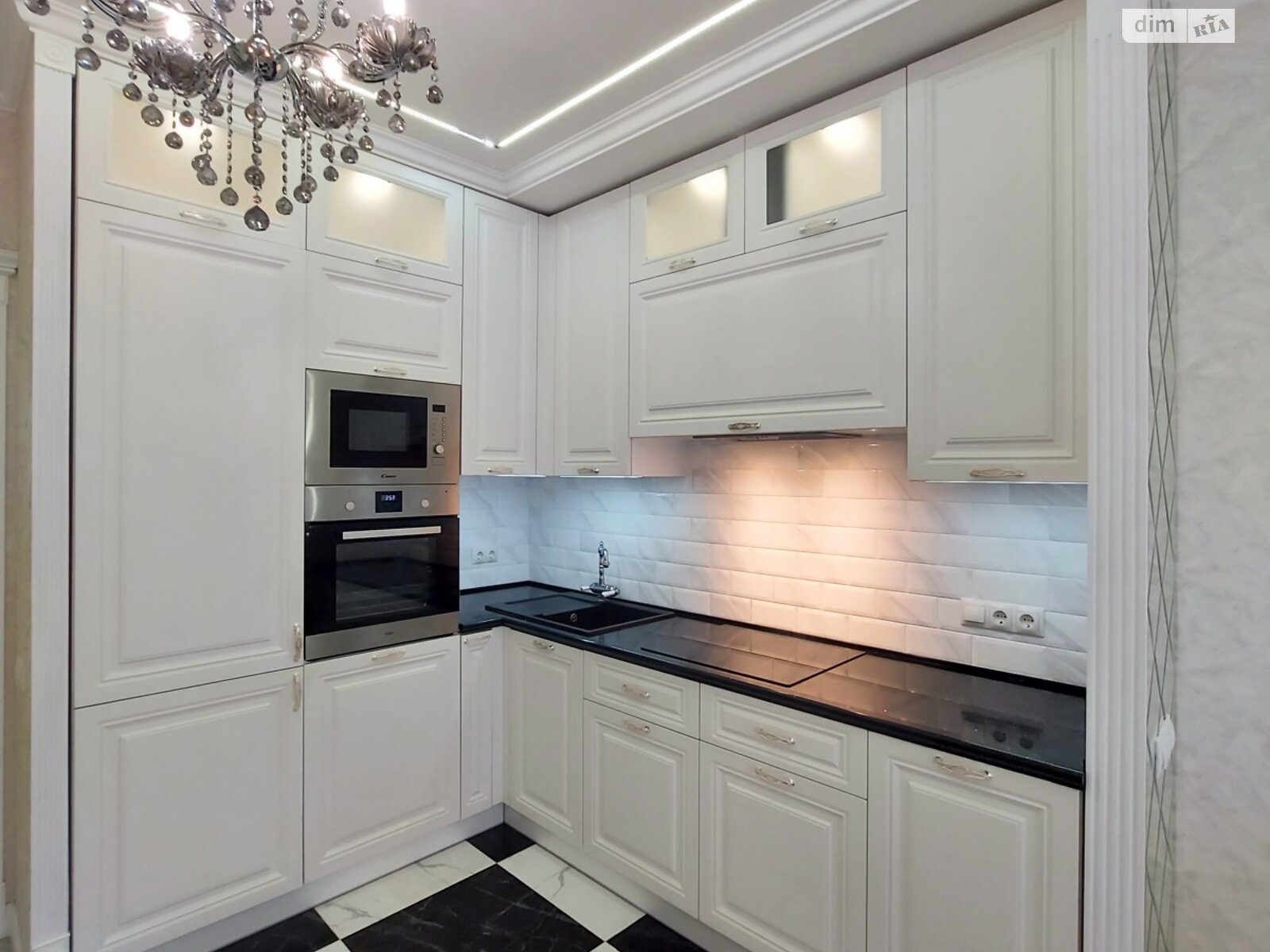 Продажа однокомнатной квартиры в Киеве, на ул. Михаила Максимовича 26, район Голосеев фото 1