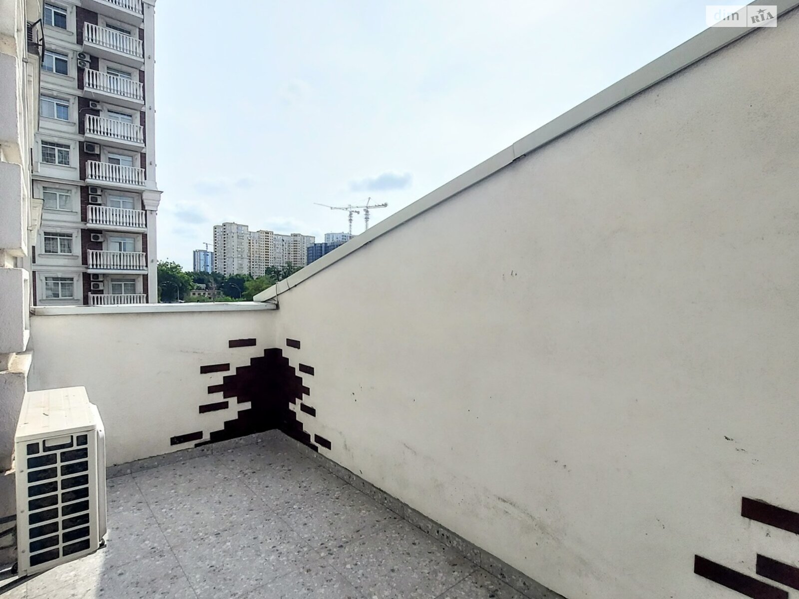 Продажа однокомнатной квартиры в Киеве, на ул. Михаила Максимовича 26, район Голосеев фото 1