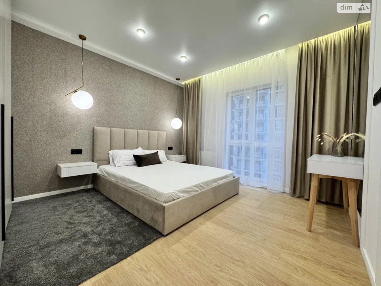 Продажа двухкомнатной квартиры в Киеве, на ул. Михаила Максимовича 26Д, район Голосеев фото 1