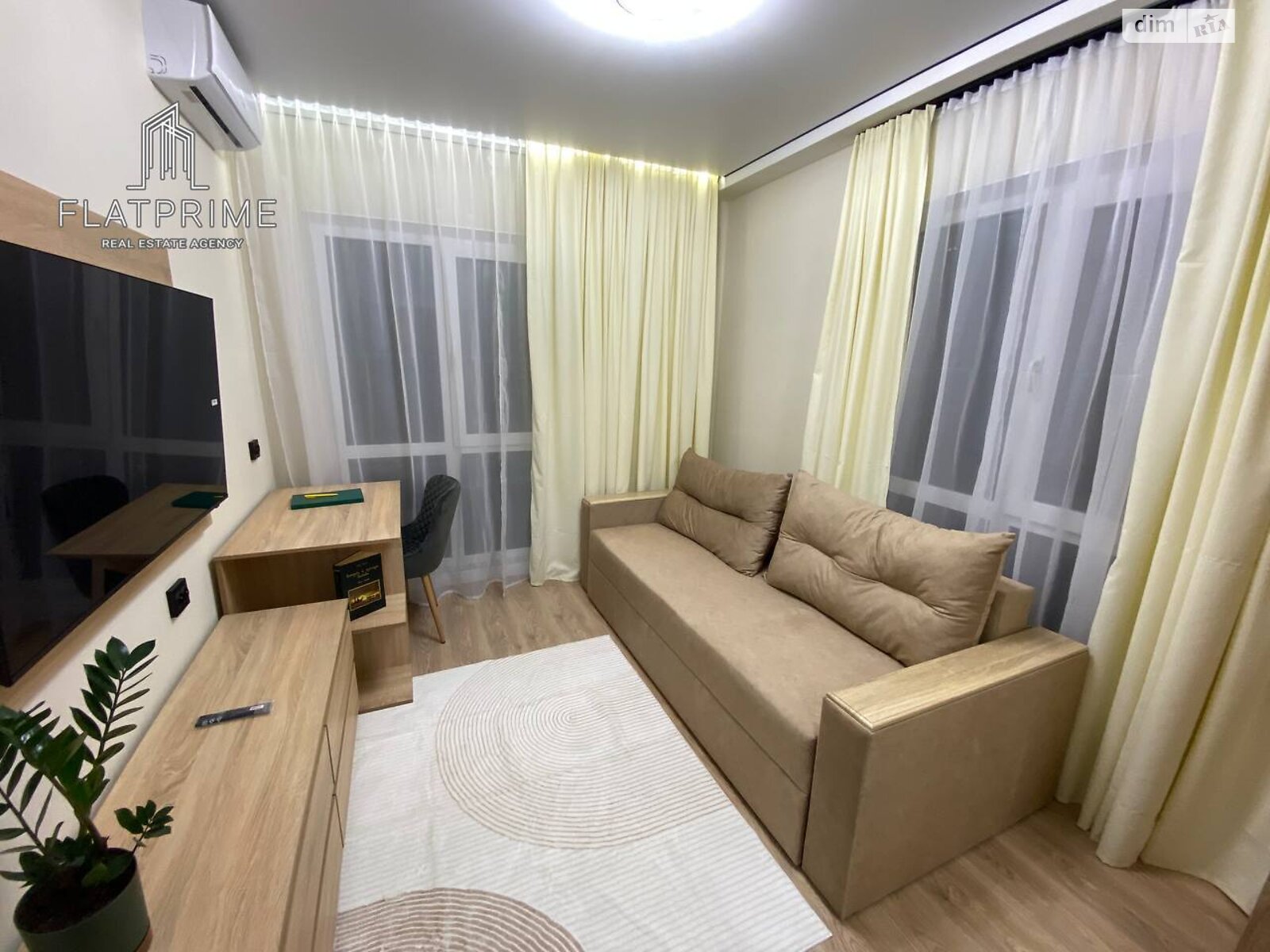 Продажа двухкомнатной квартиры в Киеве, на ул. Михаила Максимовича 26Д, район Голосеев фото 1