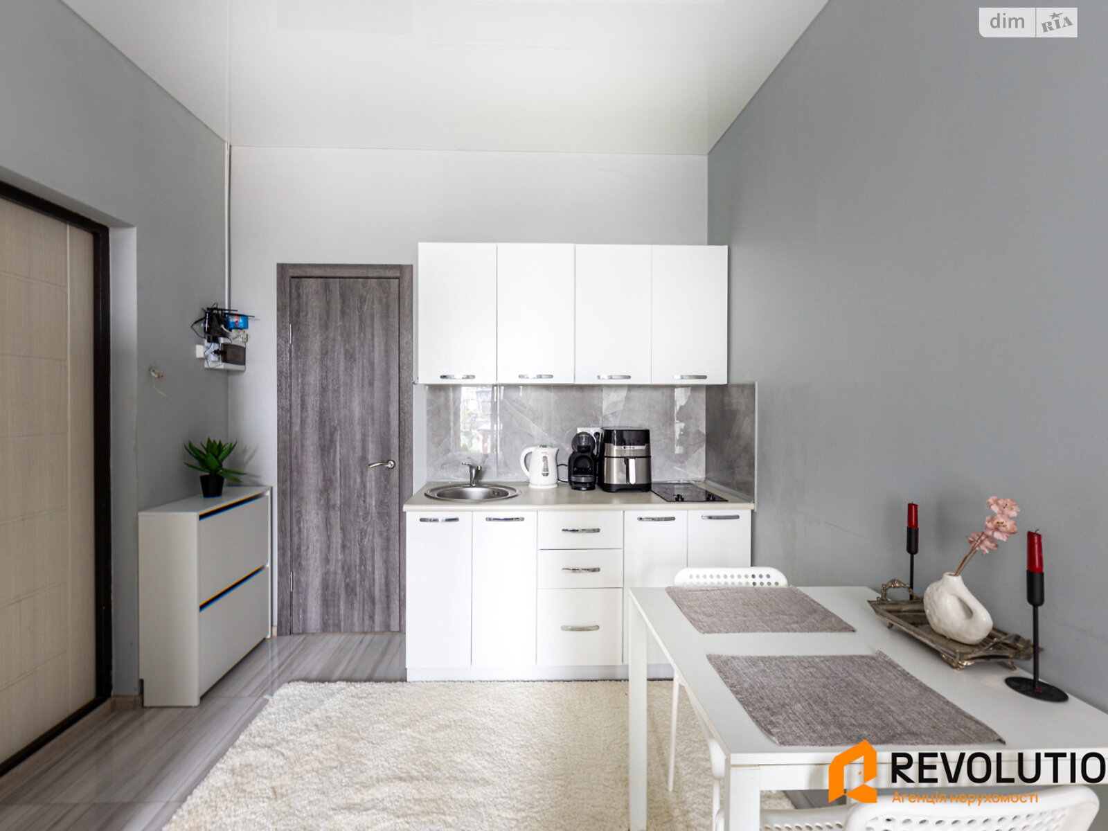 Продажа однокомнатной квартиры в Киеве, на ул. Михаила Максимовича 26Б, район Голосеев фото 1 Продажа однокомнатной квартиры в Киеве, на ул. Михаила Максимовича 26Б, район Голосеев фото 1