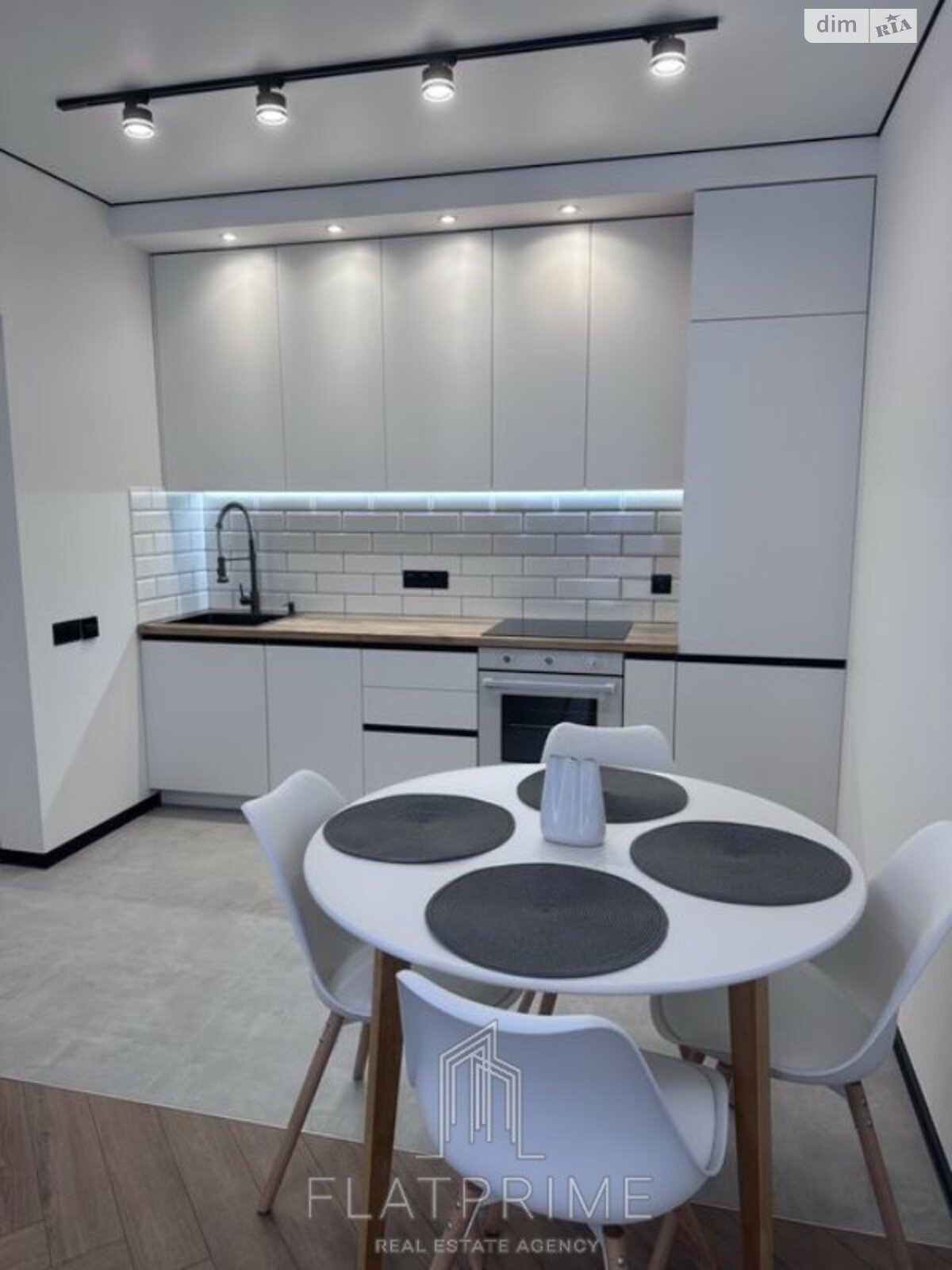 Продажа двухкомнатной квартиры в Киеве, на ул. Михаила Максимовича 26Д, кв. 455, район Голосеев фото 1 Продажа двухкомнатной квартиры в Киеве, на ул. Михаила Максимовича 26Д, кв. 455, район Голосеев фото 1