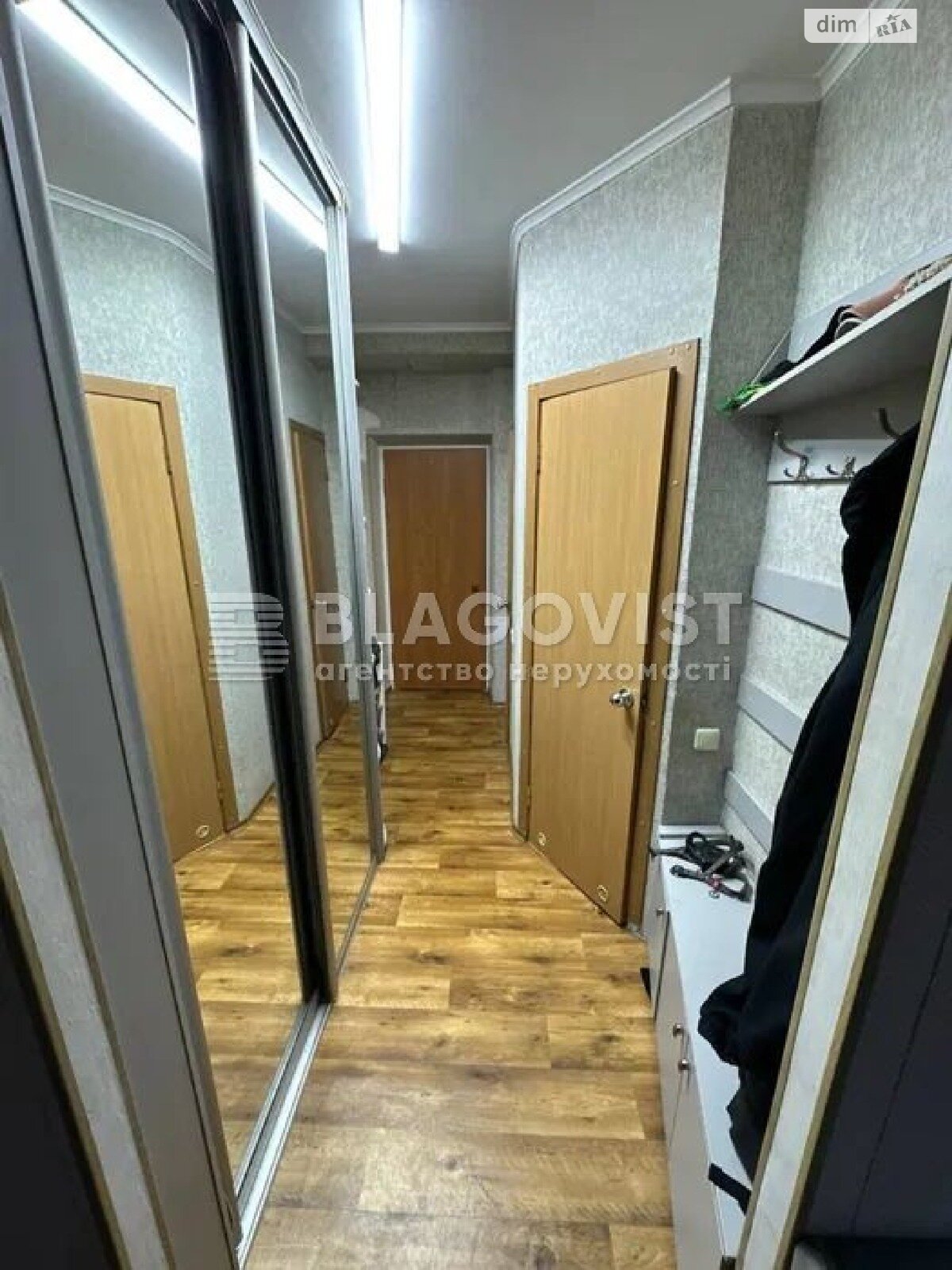 Продажа трехкомнатной квартиры в Киеве, на ул. Васильковская 5/7, район Голосеев фото 1 Продажа трехкомнатной квартиры в Киеве, на ул. Васильковская 5/7, район Голосеев фото 1