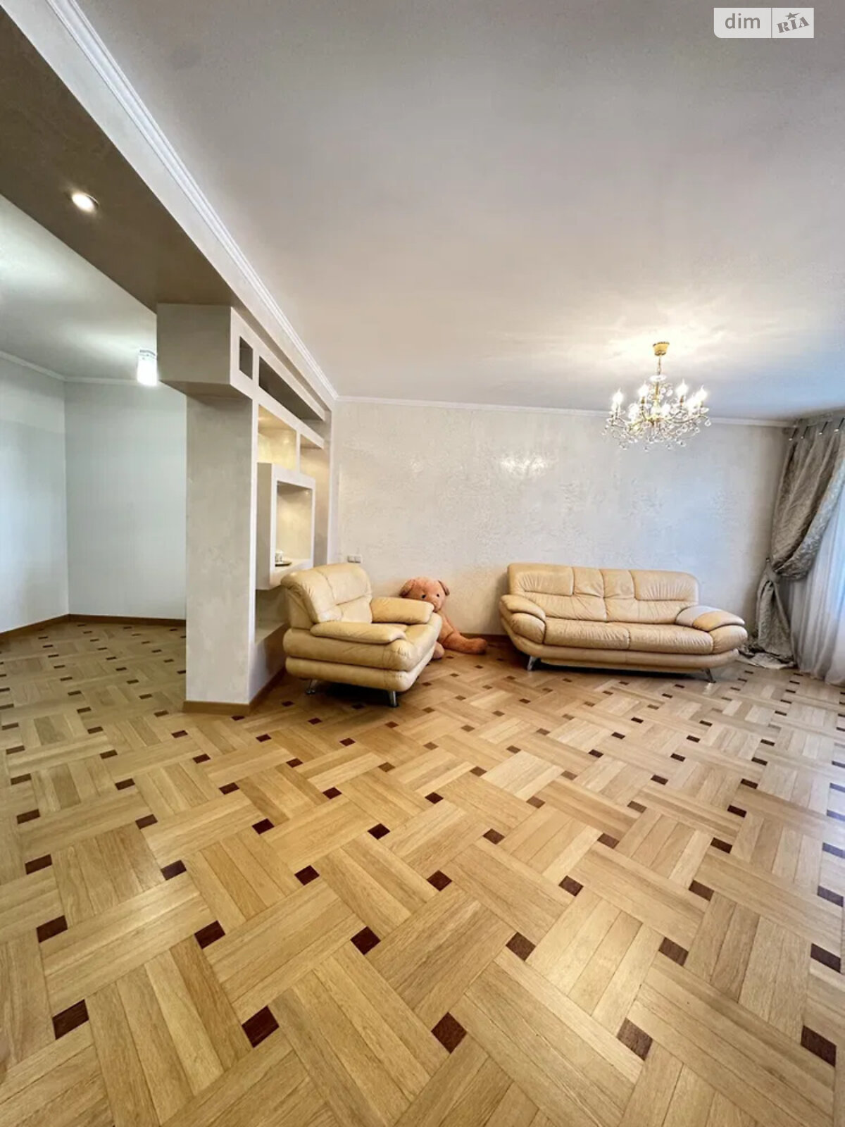 Продажа трехкомнатной квартиры в Киеве, на ул. Васильковская 18, район Голосеев фото 1 Продажа трехкомнатной квартиры в Киеве, на ул. Васильковская 18, район Голосеев фото 1