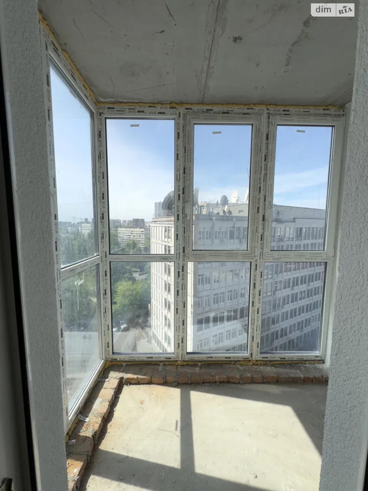 Продажа однокомнатной квартиры в Киеве, на ул. Васильковская 37, район Голосеев фото 1 Продажа однокомнатной квартиры в Киеве, на ул. Васильковская 37, район Голосеев фото 1