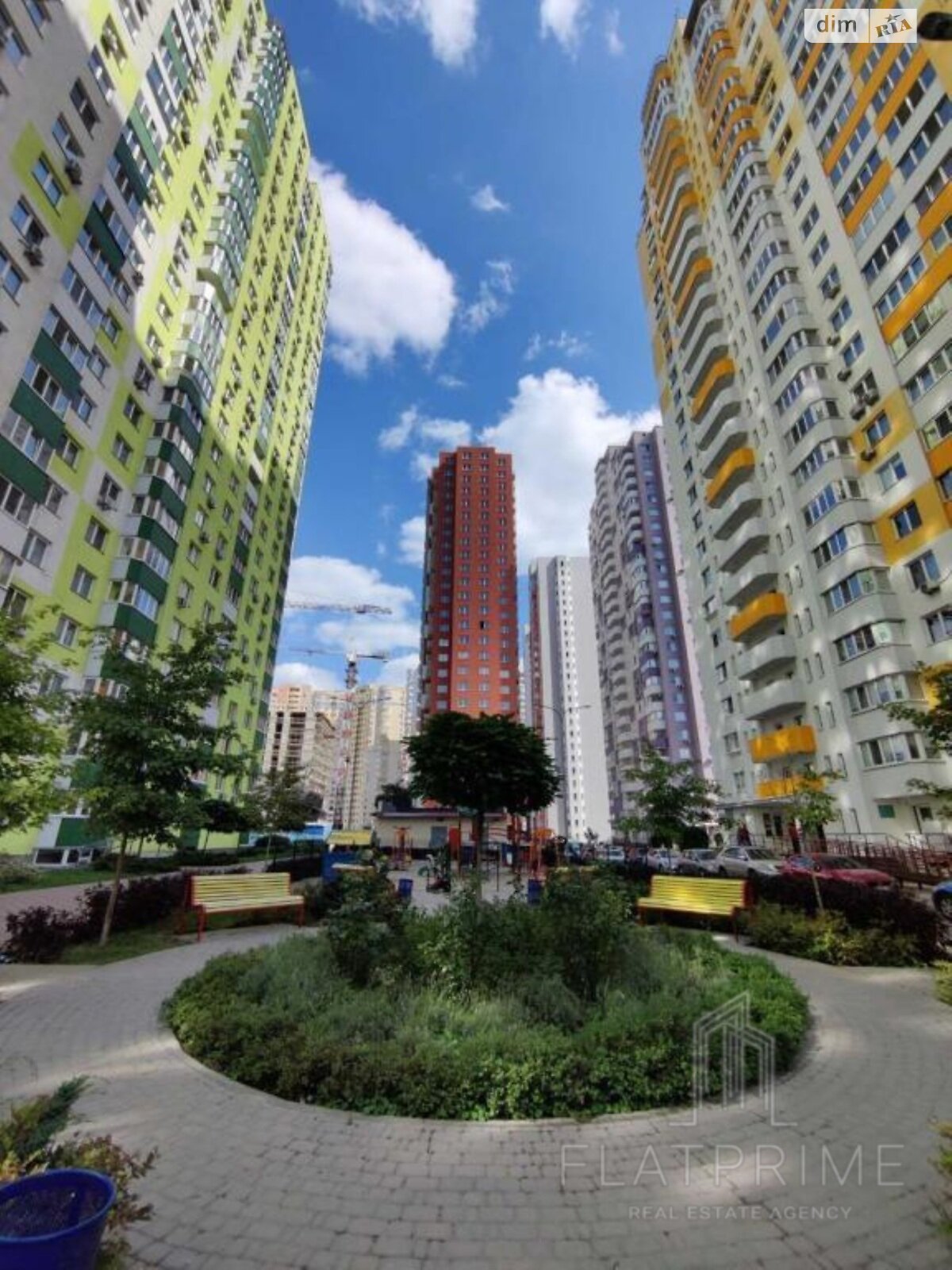 Продажа трехкомнатной квартиры в Киеве, на ул. Юлии Здановской 36В, район Голосеев фото 1 Продажа трехкомнатной квартиры в Киеве, на ул. Юлии Здановской 36В, район Голосеев фото 1