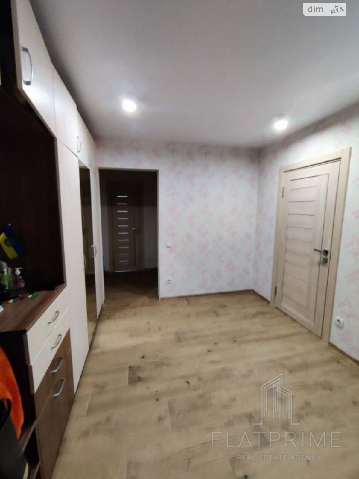 Продажа трехкомнатной квартиры в Киеве, на ул. Юлии Здановской 36В, район Голосеев фото 1 Продажа трехкомнатной квартиры в Киеве, на ул. Юлии Здановской 36В, район Голосеев фото 1