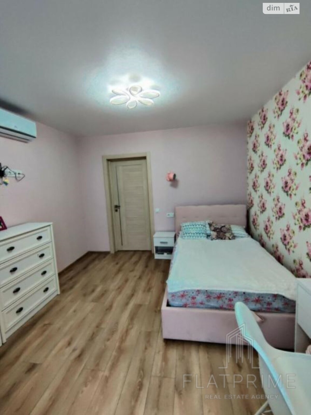 Продажа трехкомнатной квартиры в Киеве, на ул. Юлии Здановской 36В, район Голосеев фото 1 Продажа трехкомнатной квартиры в Киеве, на ул. Юлии Здановской 36В, район Голосеев фото 1