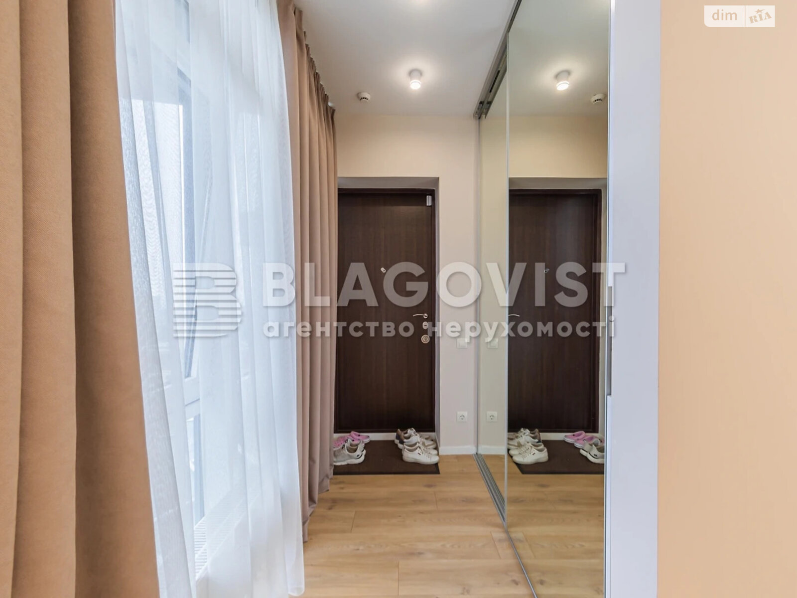 Продажа трехкомнатной квартиры в Киеве, на ул. Юлии Здановской 71Г, район Голосеев фото 1 Продажа трехкомнатной квартиры в Киеве, на ул. Юлии Здановской 71Г, район Голосеев фото 1