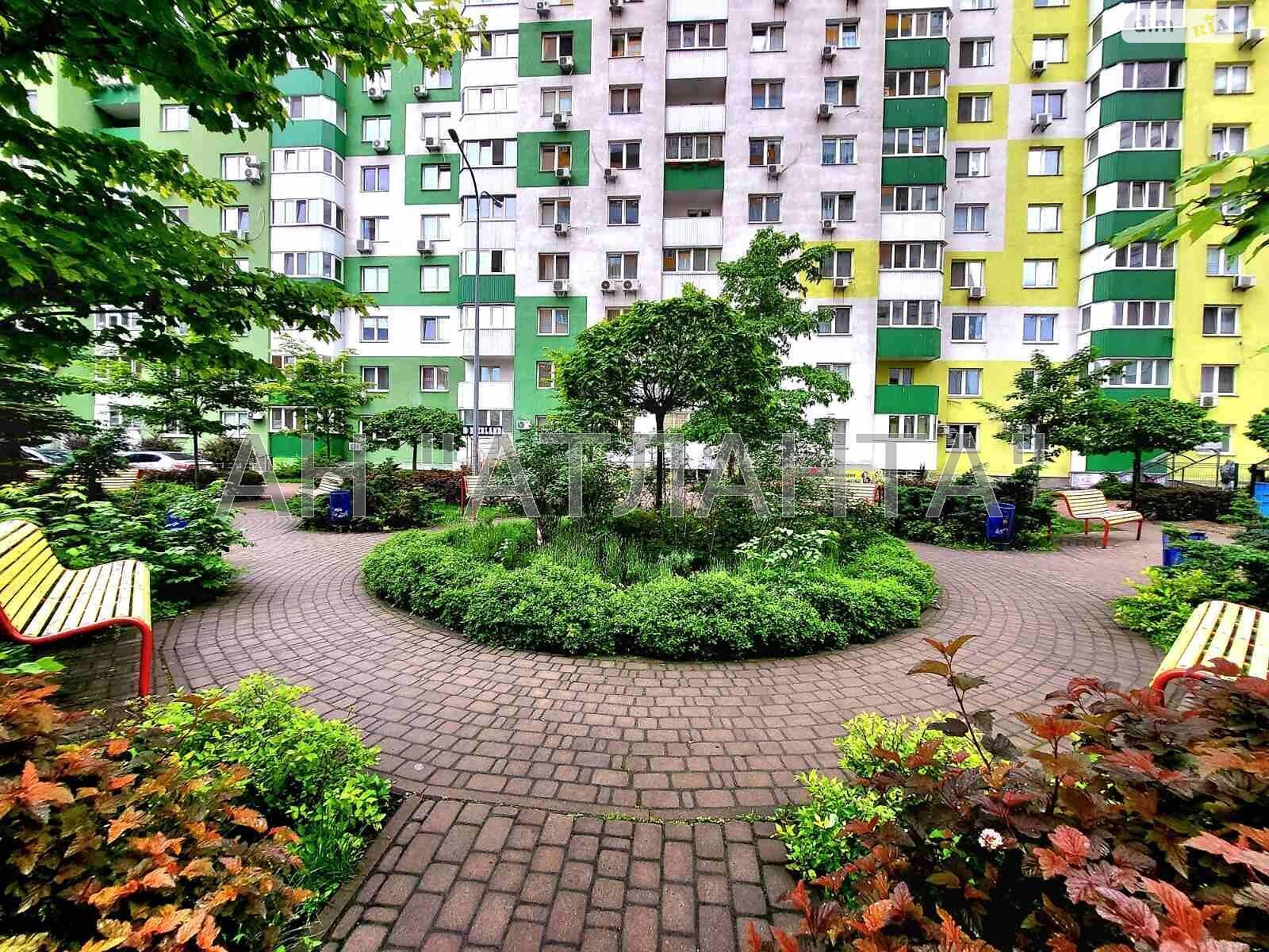 Продажа двухкомнатной квартиры в Киеве, на ул. Юлии Здановской 34А, район Голосеев фото 1 Продажа двухкомнатной квартиры в Киеве, на ул. Юлии Здановской 34А, район Голосеев фото 1