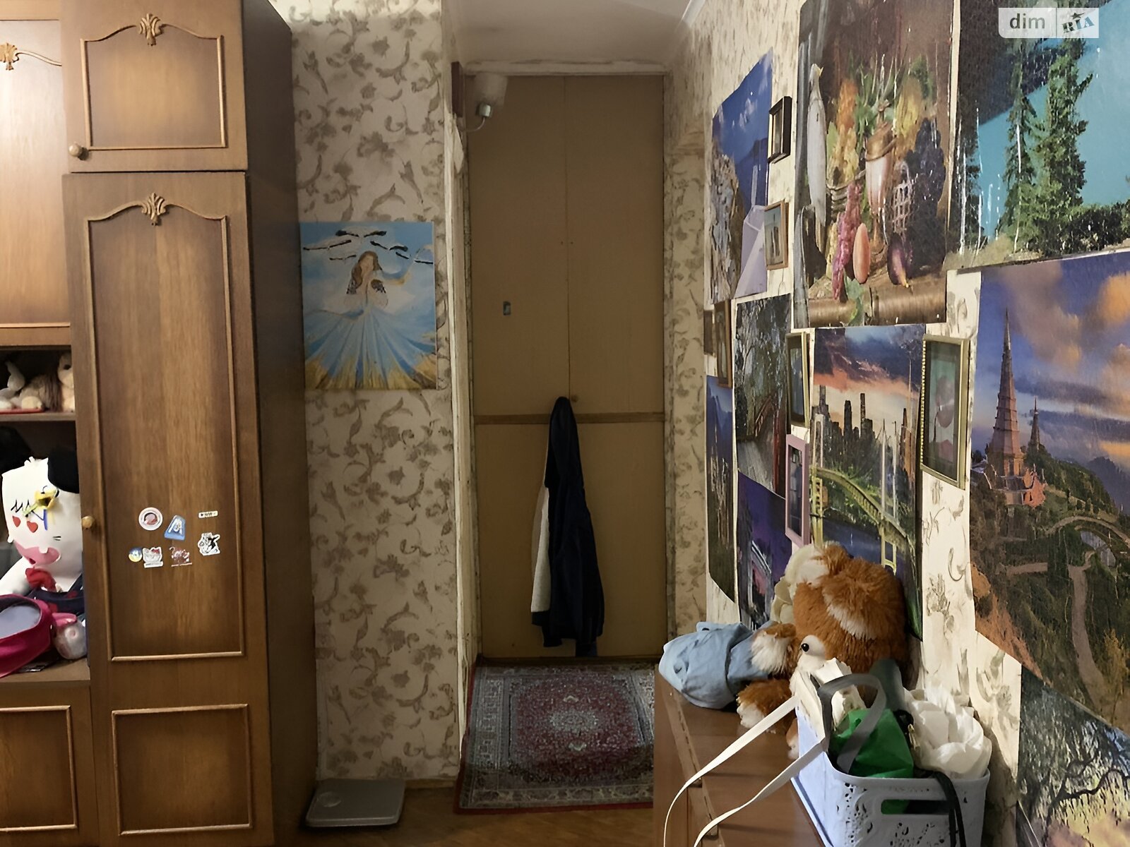 Продажа трехкомнатной квартиры в Киеве, на пер. Задорожный 6, район Голосеев фото 1 Продажа трехкомнатной квартиры в Киеве, на пер. Задорожный 6, район Голосеев фото 1