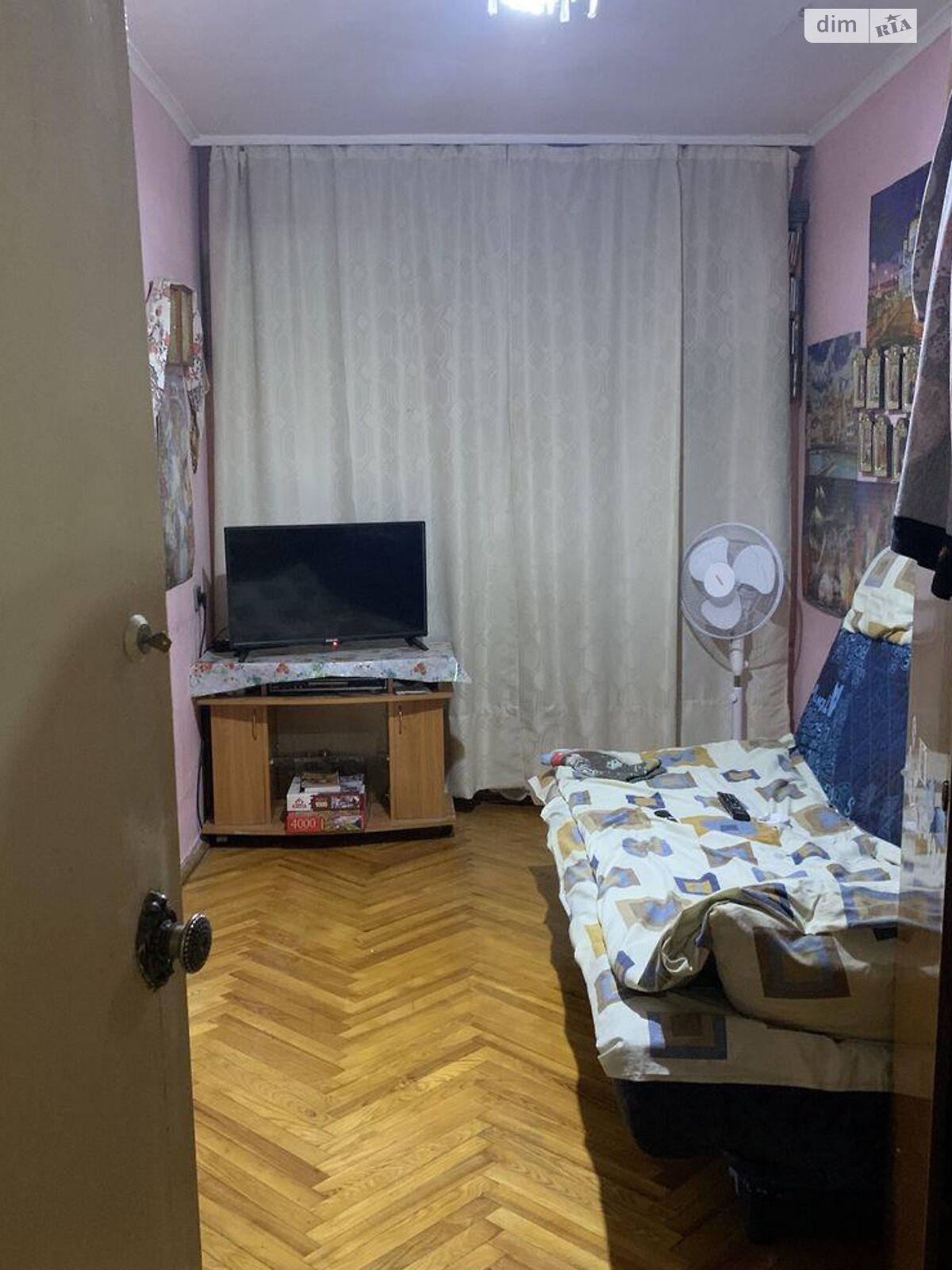 Продажа трехкомнатной квартиры в Киеве, на пер. Задорожный 6, район Голосеев фото 1 Продажа трехкомнатной квартиры в Киеве, на пер. Задорожный 6, район Голосеев фото 1