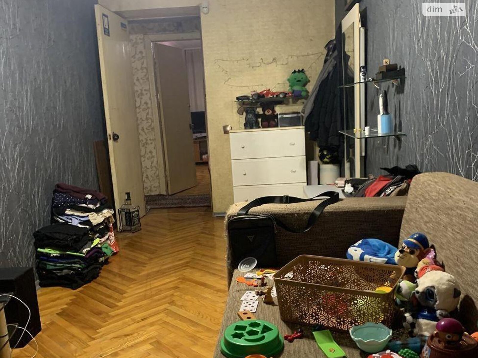 Продажа трехкомнатной квартиры в Киеве, на пер. Задорожный 6, район Голосеев фото 1 Продажа трехкомнатной квартиры в Киеве, на пер. Задорожный 6, район Голосеев фото 1