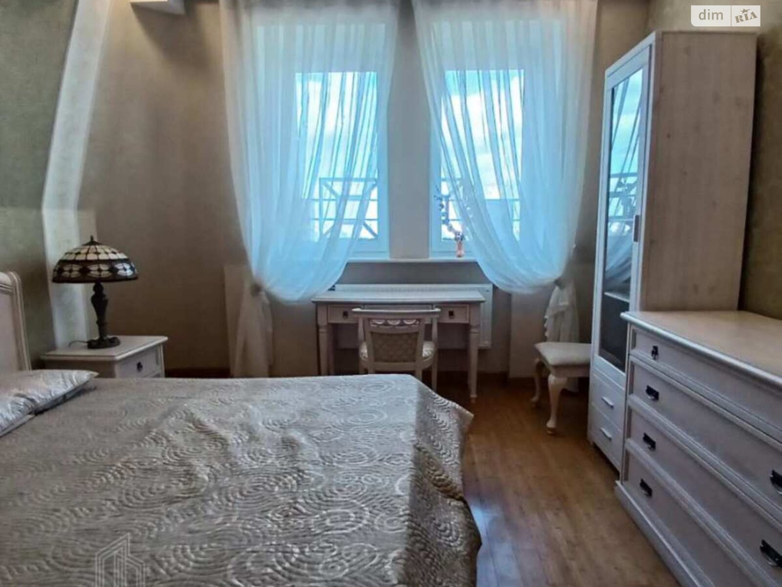 Продаж трикімнатної квартири в Києві, на вул. Зої Бутенко 7А, район Голосіїв фото 1 Продаж трикімнатної квартири в Києві, на вул. Зої Бутенко 7А, район Голосіїв фото 1