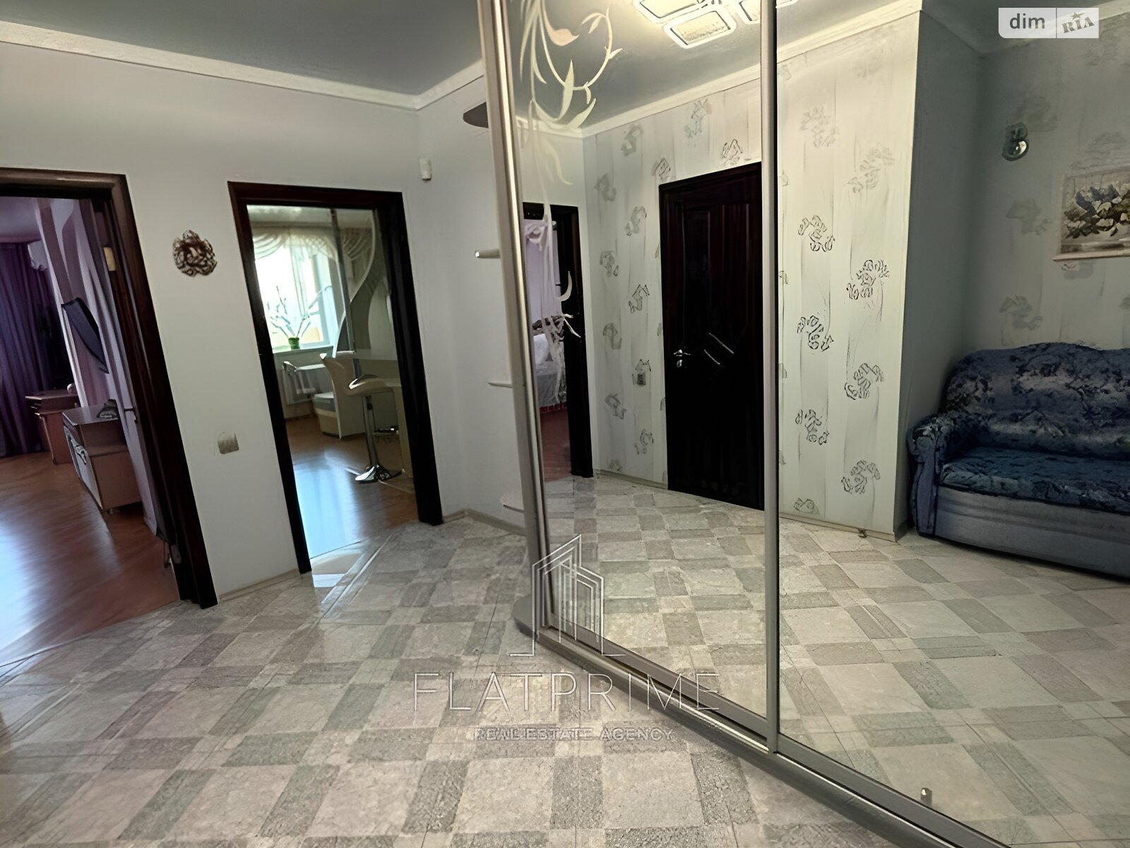 Продажа двухкомнатной квартиры в Киеве, на ул. Голосеевская 13А, фото 1 Продажа двухкомнатной квартиры в Киеве, на ул. Голосеевская 13А, фото 1