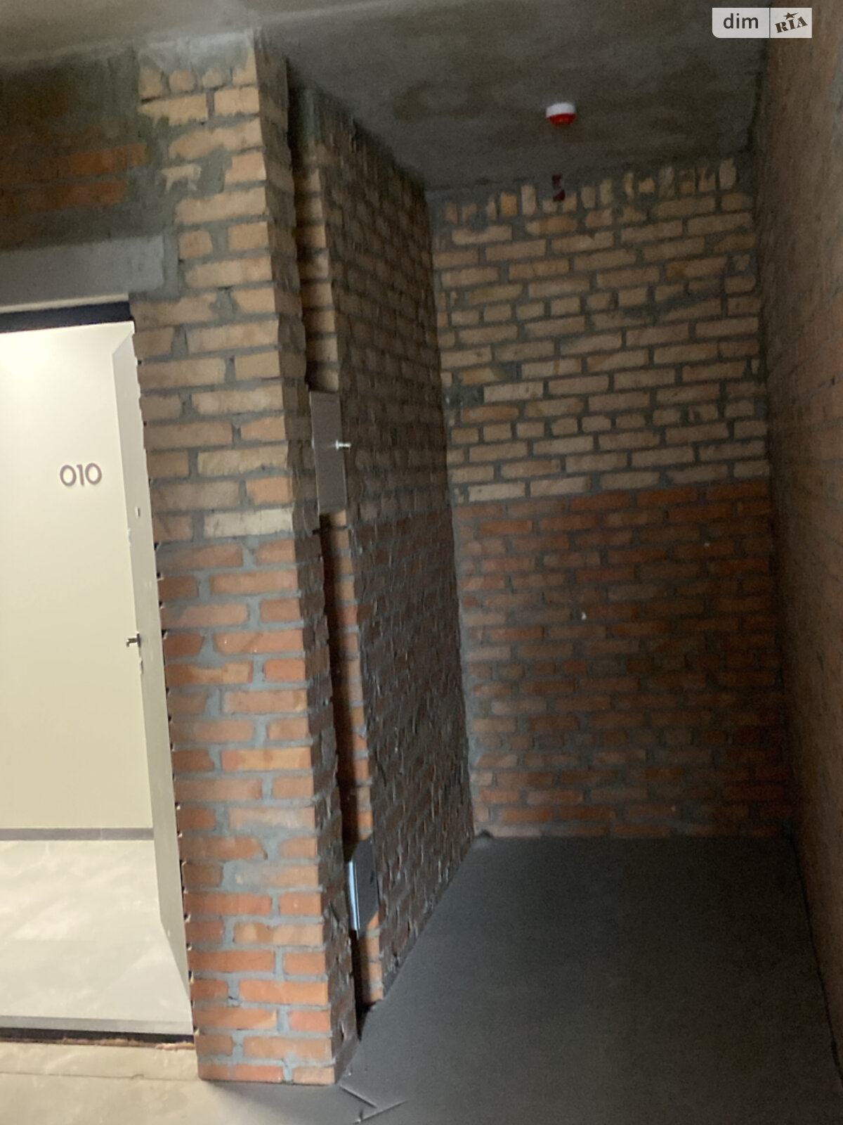 Продаж трикімнатної квартири в Києві, на просп. Голосіївський 78/2, фото 1 Продаж трикімнатної квартири в Києві, на просп. Голосіївський 78/2, фото 1