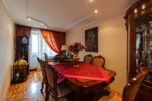 Продаж чотирикімнатної квартири в Києві, на просп. Академіка Глушкова 32, район Голосіївський фото 2