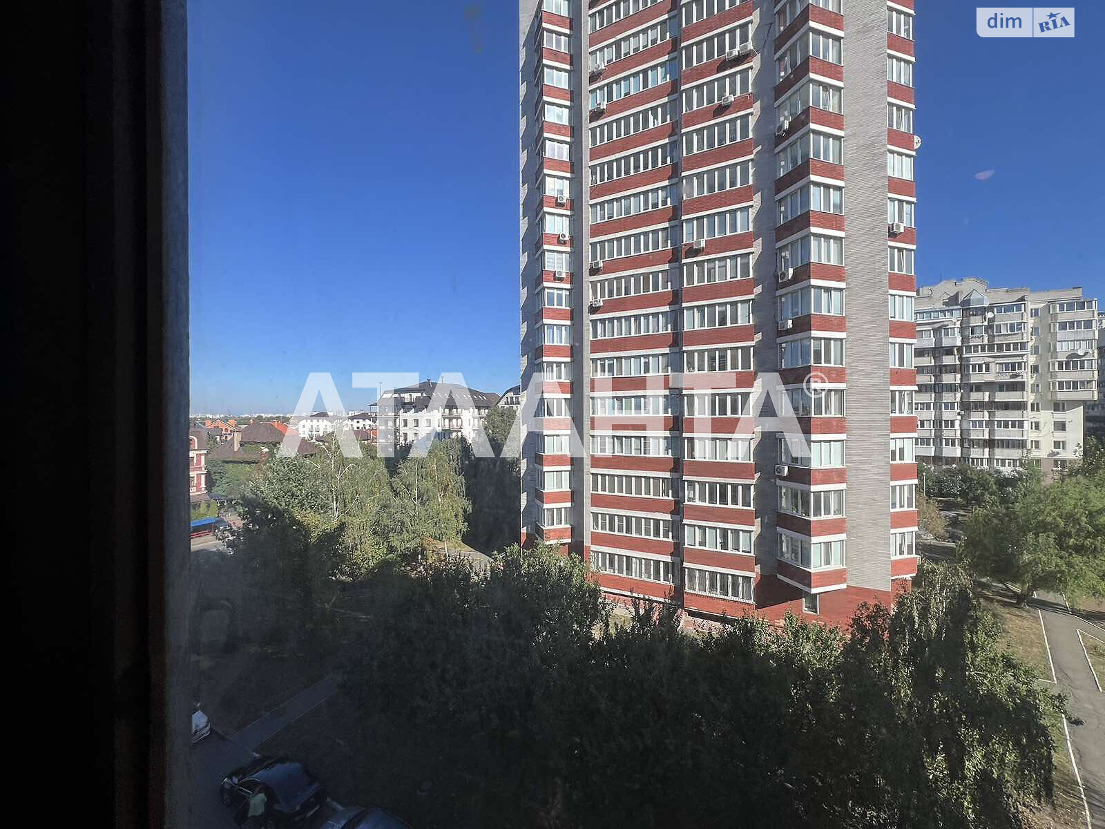 Продаж трикімнатної квартири в Києві, на вул. Степана Рудницького, район Голосіївський фото 1 Продаж трикімнатної квартири в Києві, на вул. Степана Рудницького, район Голосіївський фото 1