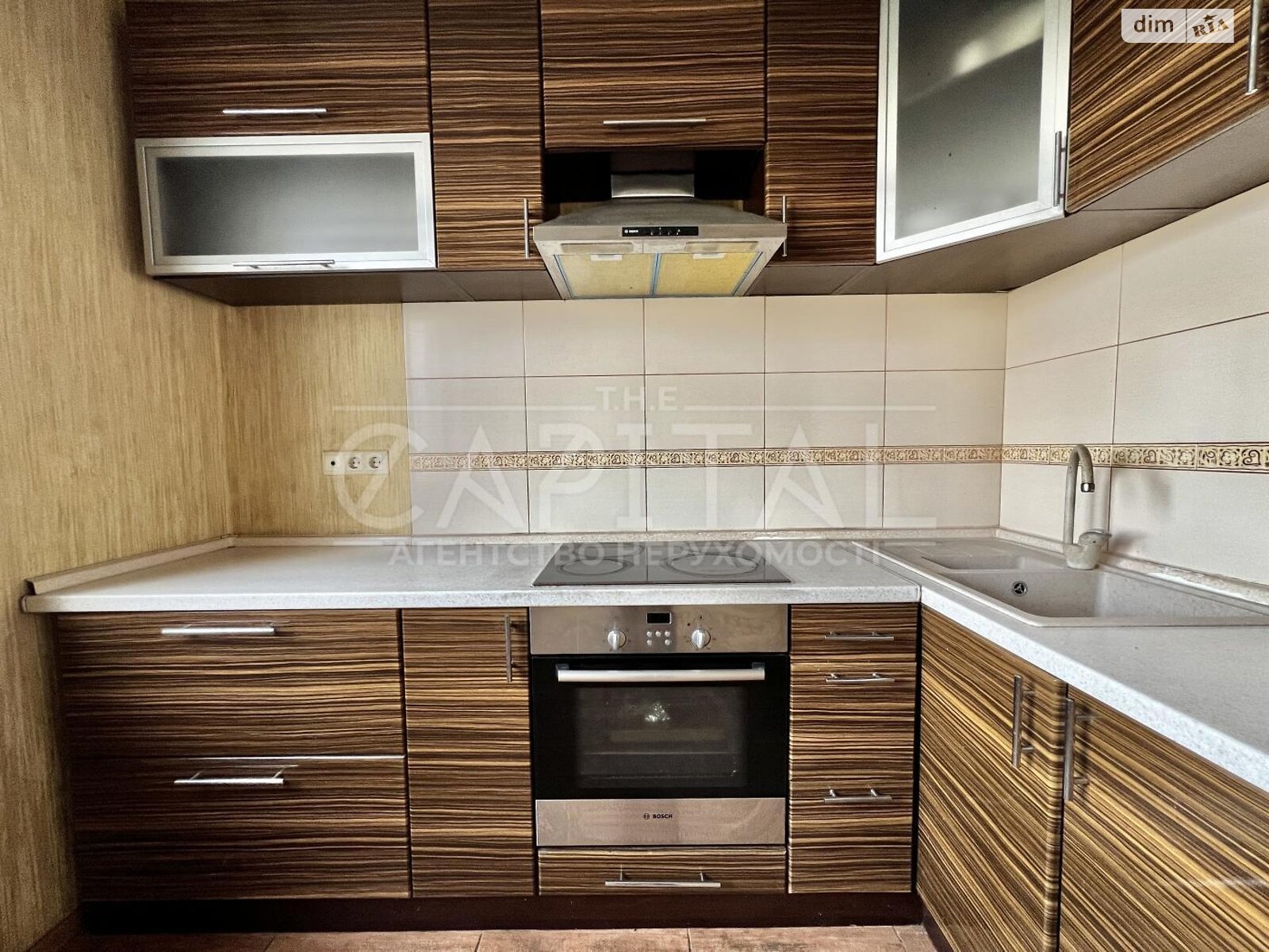 Продажа трехкомнатной квартиры в Киеве, на ул. Академика Заболотного 44, район Голосеевский фото 1 Продажа трехкомнатной квартиры в Киеве, на ул. Академика Заболотного 44, район Голосеевский фото 1