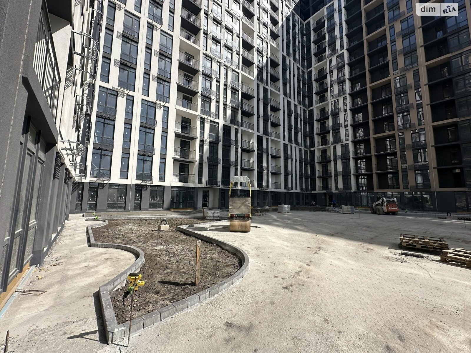 Продажа двухкомнатной квартиры в Киеве, на ул. Академика Заболотного 152, район Голосеевский фото 1 Продажа двухкомнатной квартиры в Киеве, на ул. Академика Заболотного 152, район Голосеевский фото 1