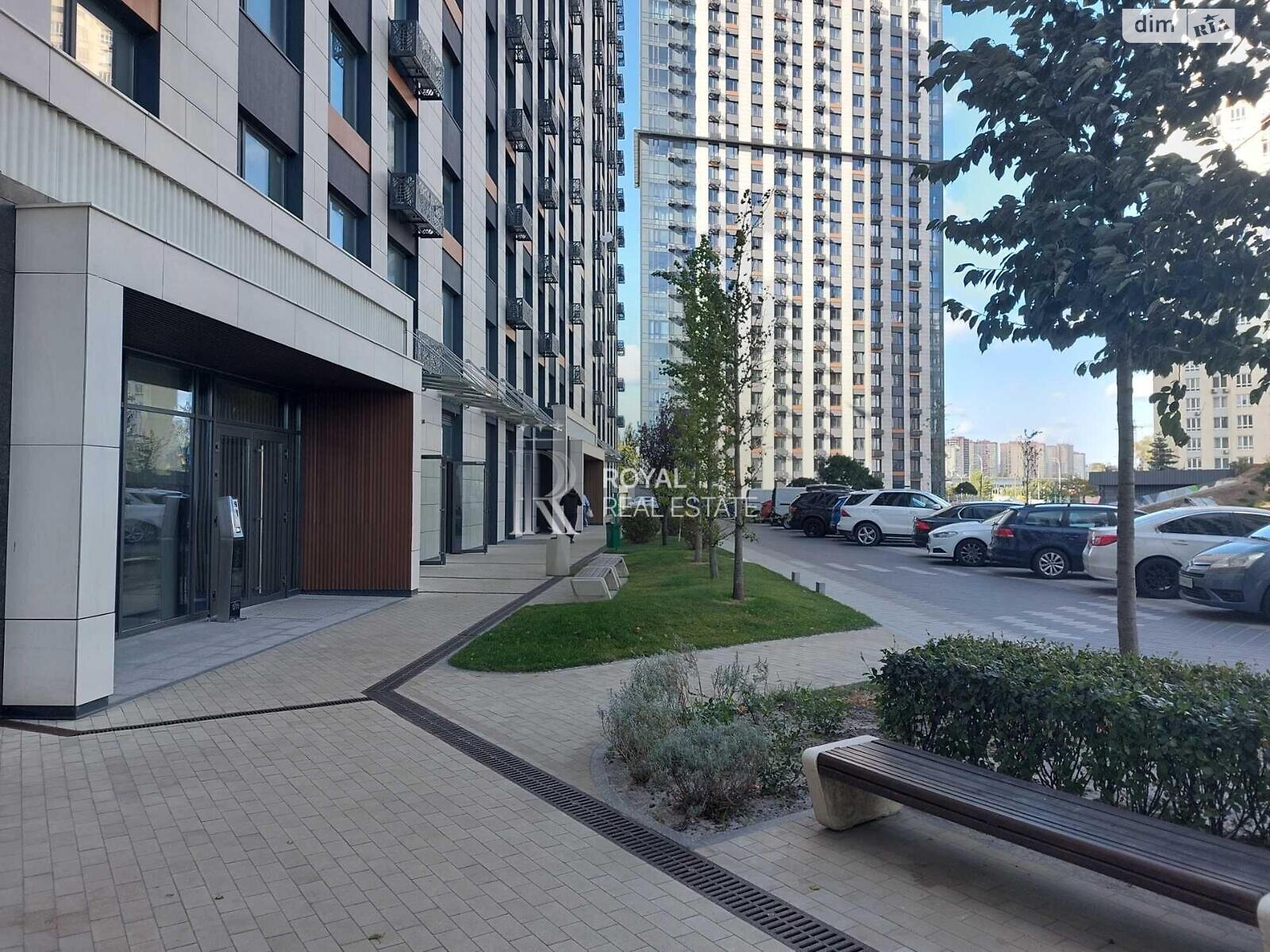 Продаж трикімнатної квартири в Києві, на вул. Академіка Заболотного 1, район Голосіївський фото 1 Продаж трикімнатної квартири в Києві, на вул. Академіка Заболотного 1, район Голосіївський фото 1