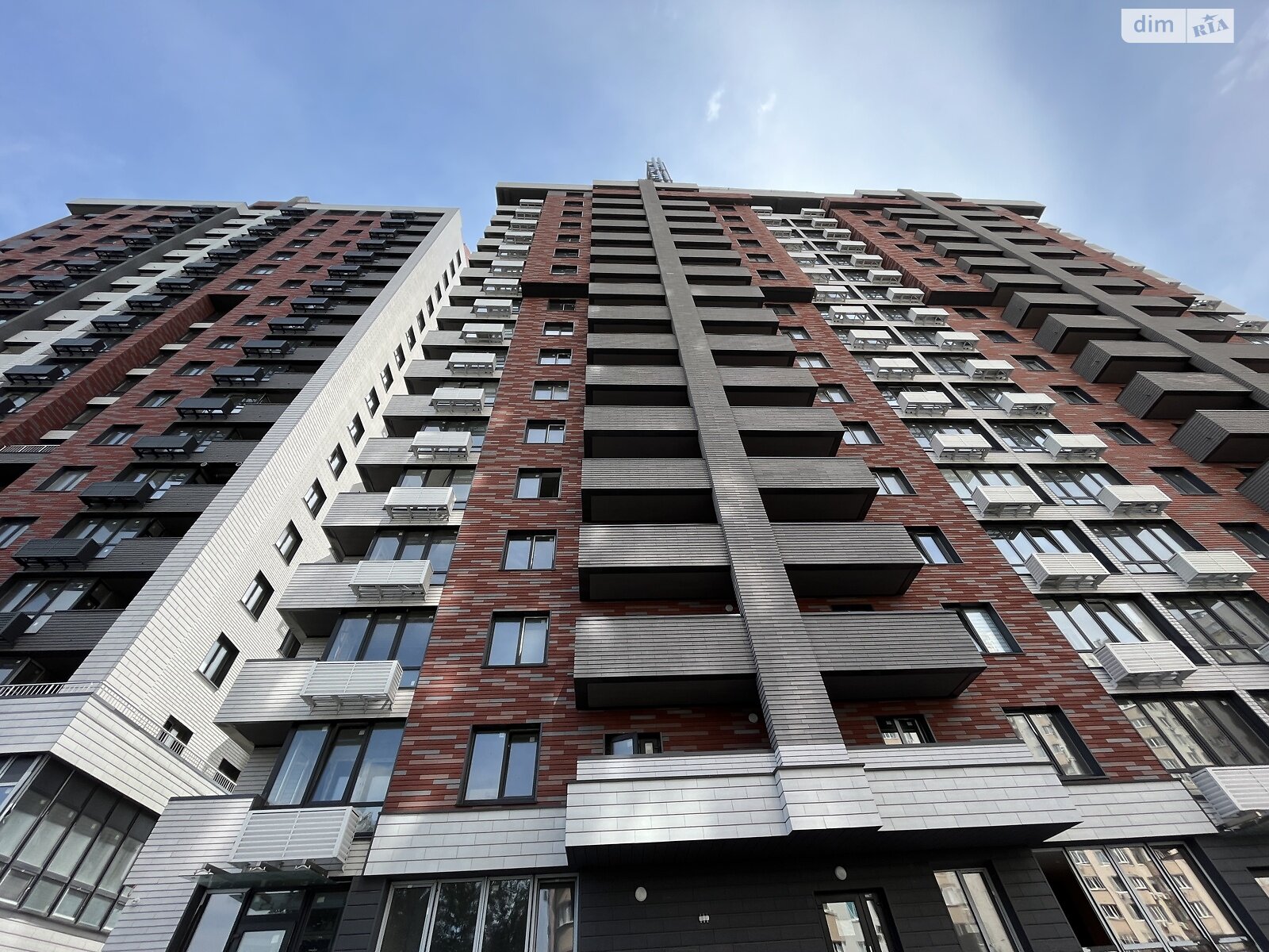 Продажа двухкомнатной квартиры в Киеве, на ул. Кустанайская 13, район Голосеевский фото 1 Продажа двухкомнатной квартиры в Киеве, на ул. Кустанайская 13, район Голосеевский фото 1