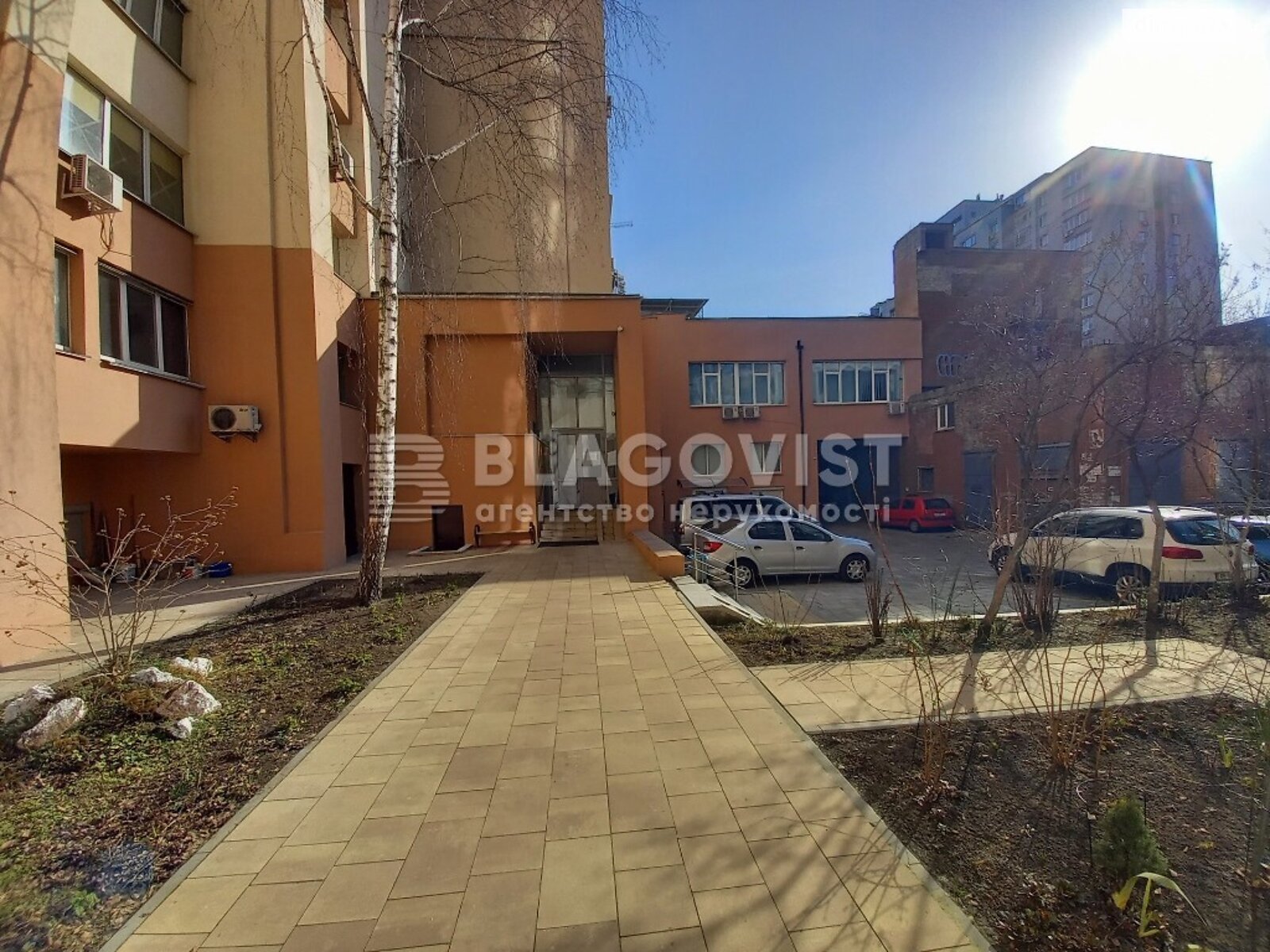 Продажа трехкомнатной квартиры в Киеве, на ул. Антоновича 122, район Голосеевский фото 1 Продажа трехкомнатной квартиры в Киеве, на ул. Антоновича 122, район Голосеевский фото 1