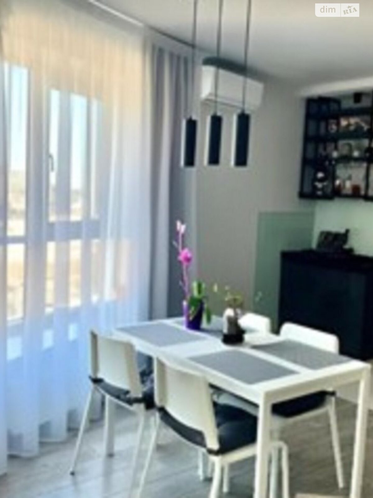 Продажа трехкомнатной квартиры в Киеве, на ул. Антоновича 109, район Голосеевский фото 1 Продажа трехкомнатной квартиры в Киеве, на ул. Антоновича 109, район Голосеевский фото 1