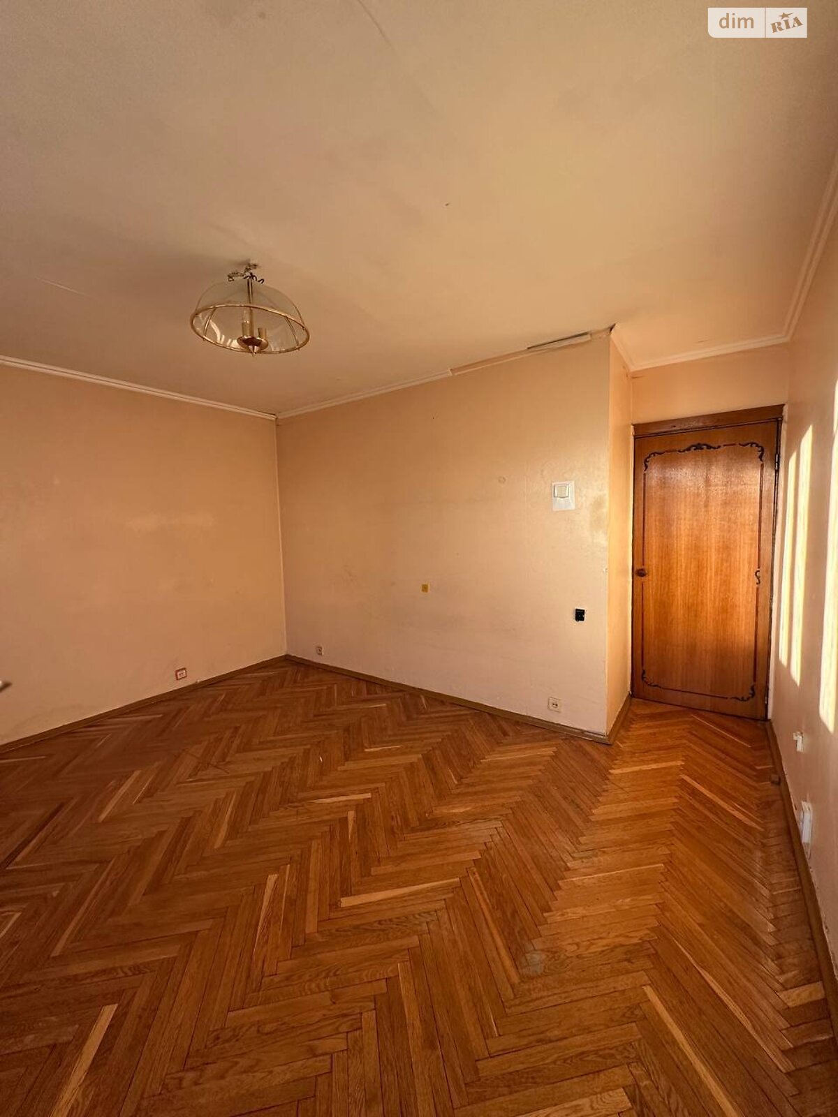 Продажа трехкомнатной квартиры в Киеве, на ул. Антоновича 162, район Голосеевский фото 1 Продажа трехкомнатной квартиры в Киеве, на ул. Антоновича 162, район Голосеевский фото 1