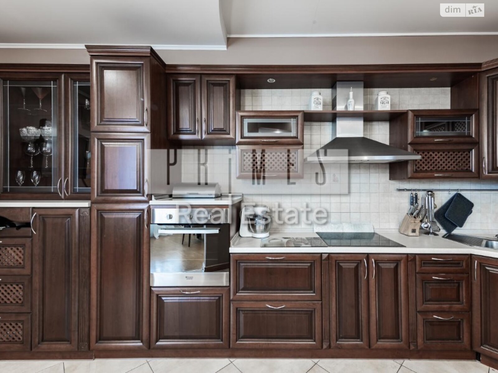 Продаж п`ятикімнатної квартири в Києві, на вул. Антоновича 140, район Голосіївський фото 1 Продаж п`ятикімнатної квартири в Києві, на вул. Антоновича 140, район Голосіївський фото 1