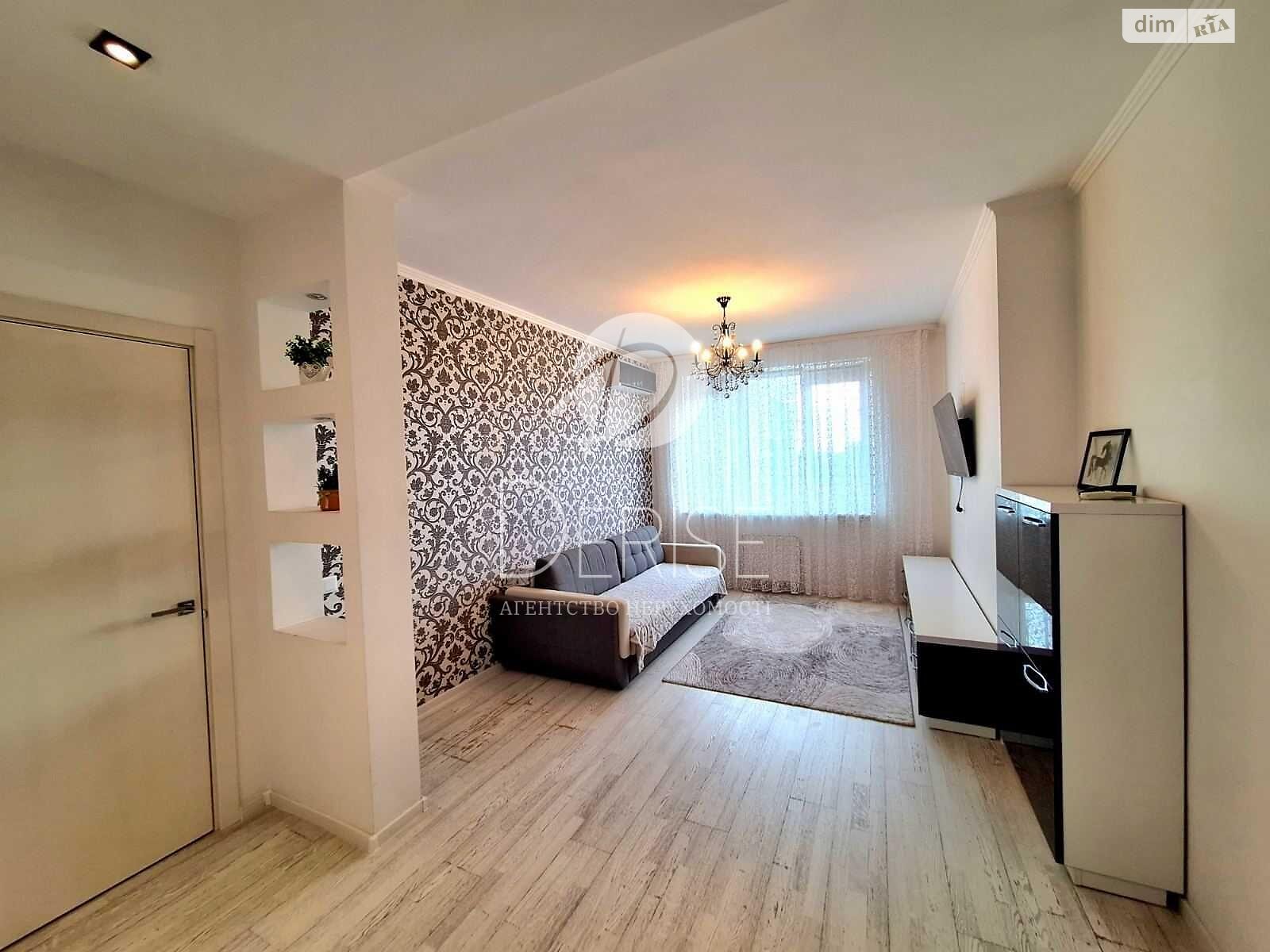 Продажа двухкомнатной квартиры в Киеве, на ул. Большая Китаевская 59, район Голосеевский фото 1 Продажа двухкомнатной квартиры в Киеве, на ул. Большая Китаевская 59, район Голосеевский фото 1