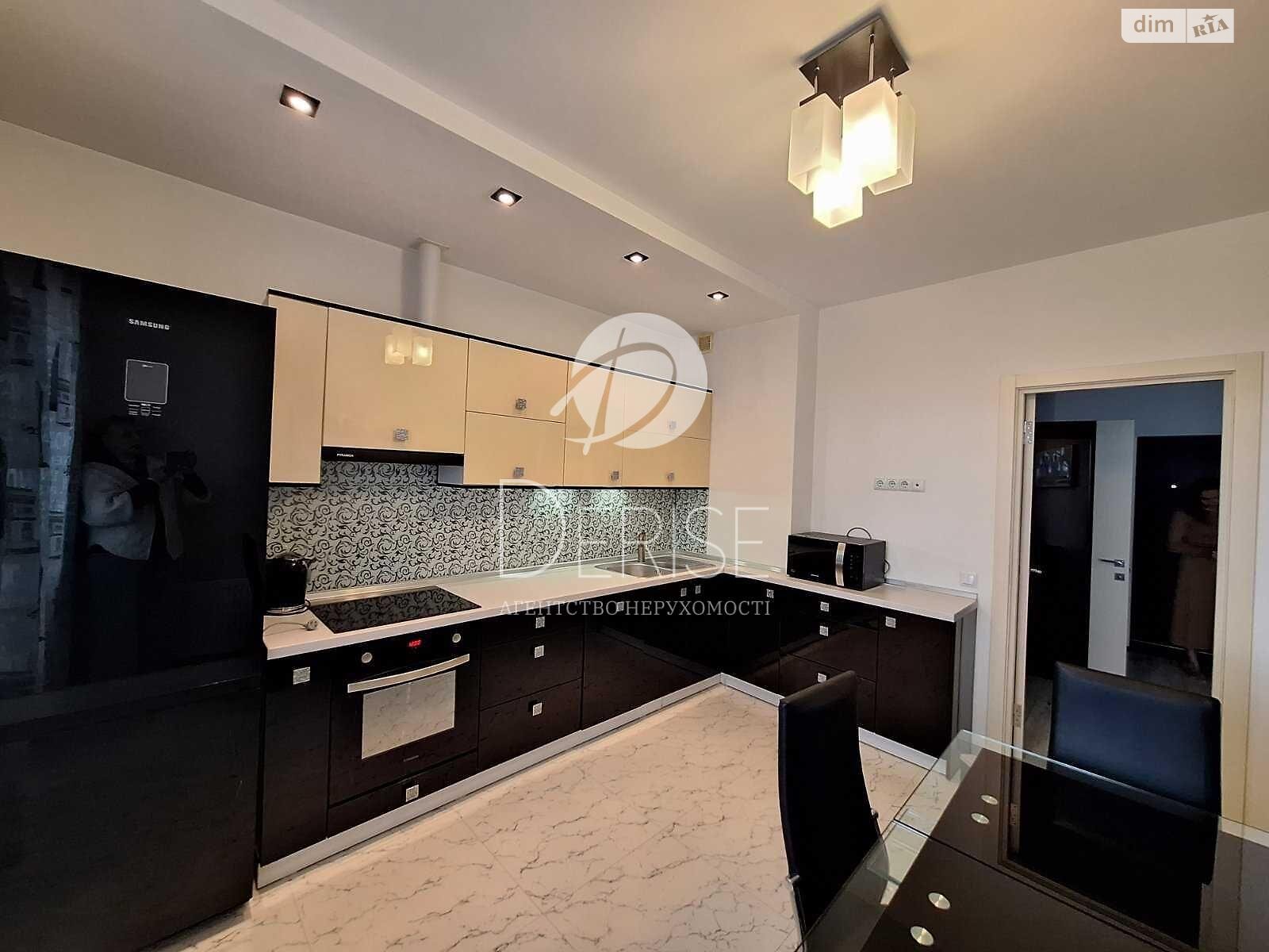 Продажа двухкомнатной квартиры в Киеве, на ул. Большая Китаевская 59, район Голосеевский фото 1 Продажа двухкомнатной квартиры в Киеве, на ул. Большая Китаевская 59, район Голосеевский фото 1