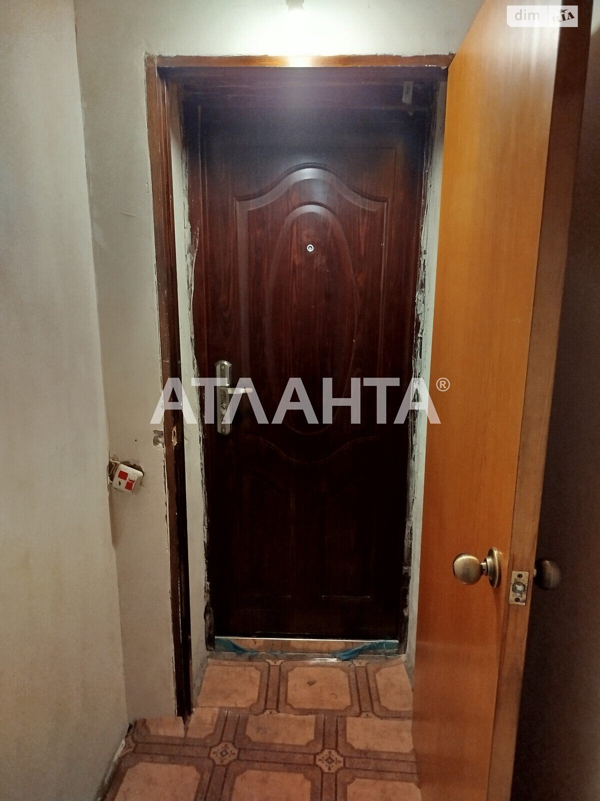 Продажа двухкомнатной квартиры в Киеве, на ул. Большая Васильковская, район Голосеевский фото 1 Продажа двухкомнатной квартиры в Киеве, на ул. Большая Васильковская, район Голосеевский фото 1