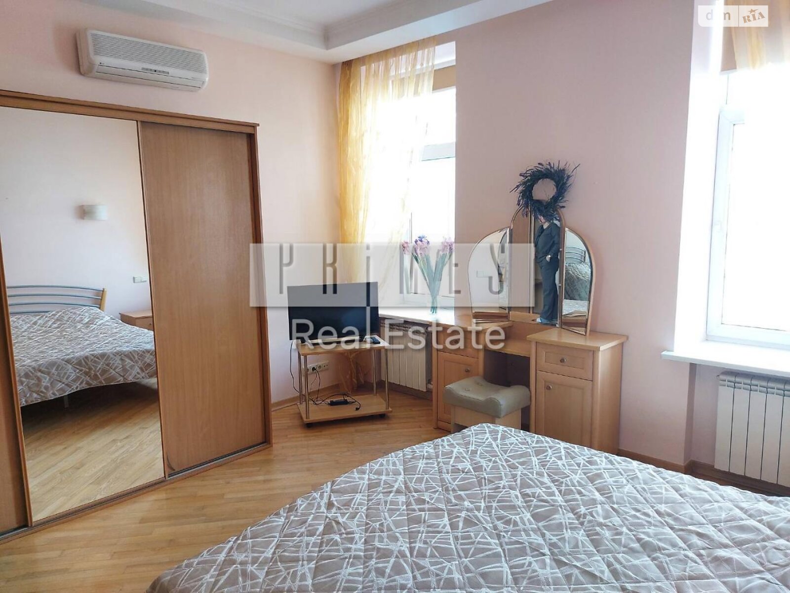 Продажа трехкомнатной квартиры в Киеве, на ул. Большая Васильковская 14, район Голосеевский фото 1