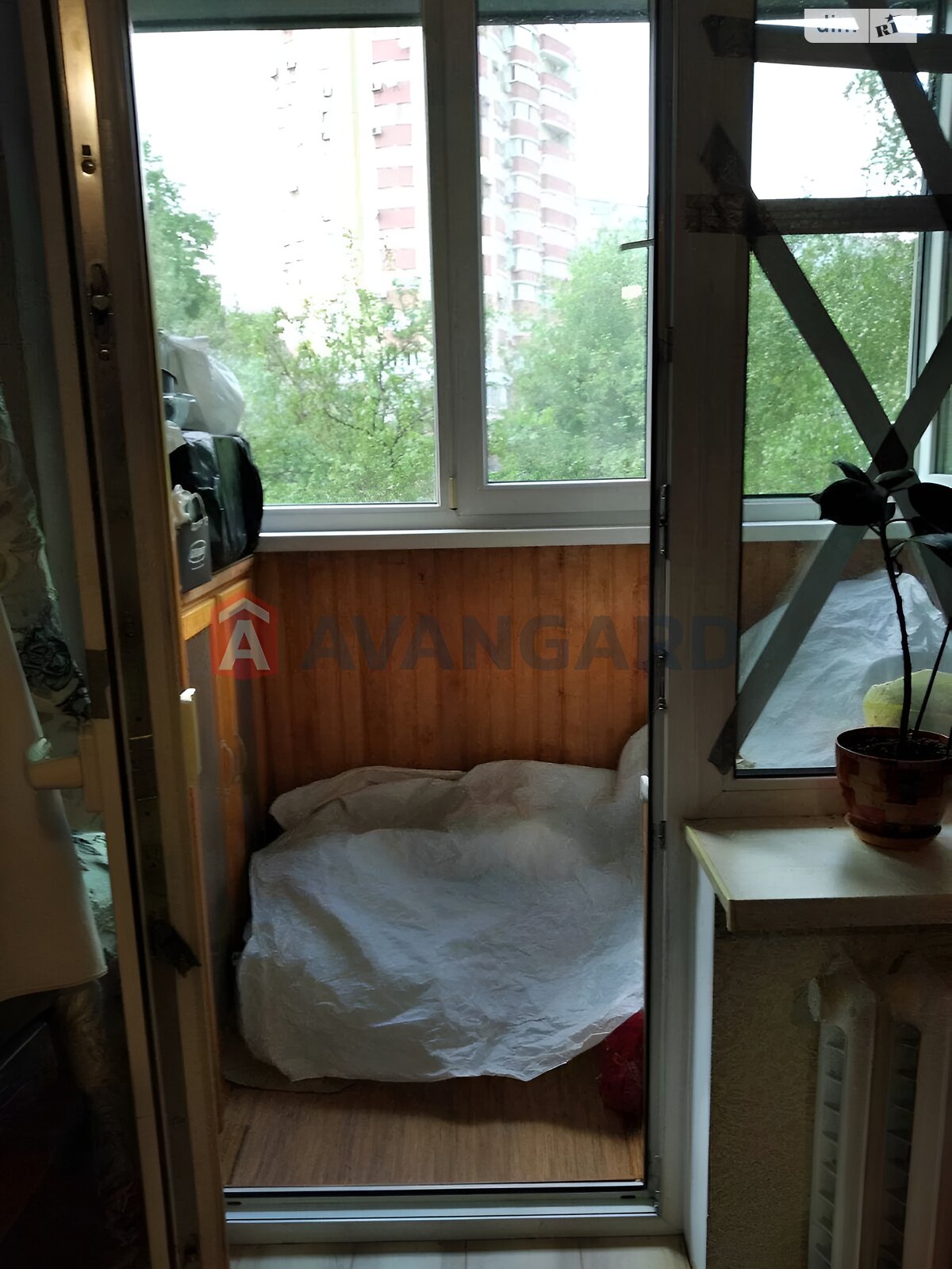 Продажа трехкомнатной квартиры в Киеве, на ул. Голосеевская 16, район Голосеевский фото 1 Продажа трехкомнатной квартиры в Киеве, на ул. Голосеевская 16, район Голосеевский фото 1