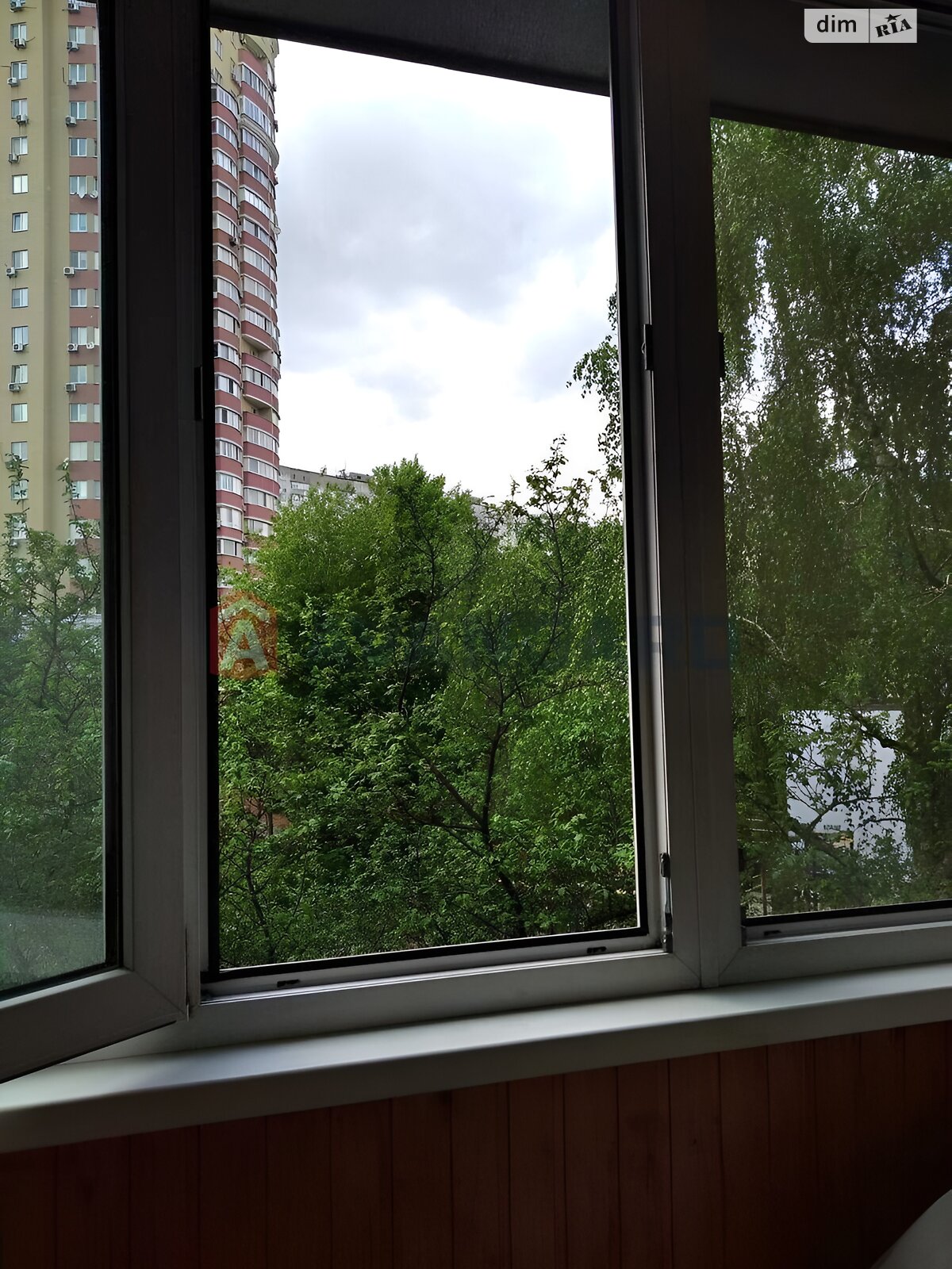 Продажа трехкомнатной квартиры в Киеве, на ул. Голосеевская 16, район Голосеевский фото 1 Продажа трехкомнатной квартиры в Киеве, на ул. Голосеевская 16, район Голосеевский фото 1