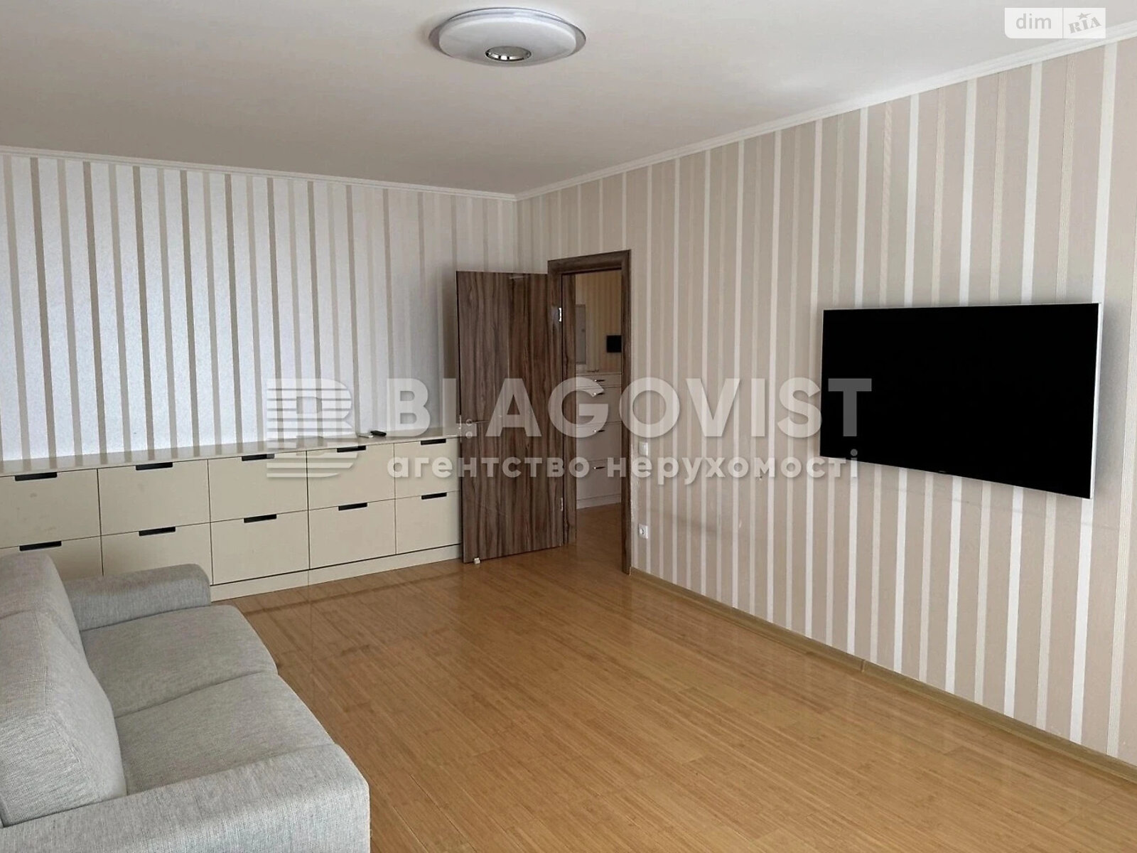 Продаж двокімнатної квартири в Києві, на вул. Голосіївська 13Б, район Голосіївський фото 1 Продаж двокімнатної квартири в Києві, на вул. Голосіївська 13Б, район Голосіївський фото 1