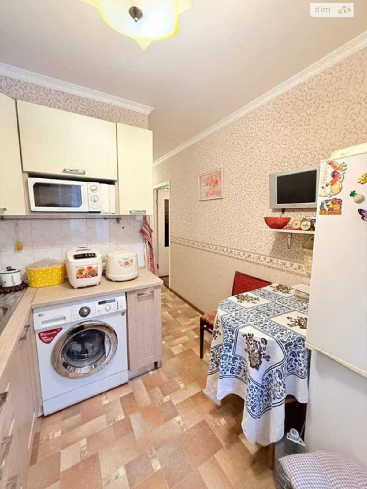 Продажа двухкомнатной квартиры в Киеве, на ул. Голосеевская 18, район Голосеевский фото 1