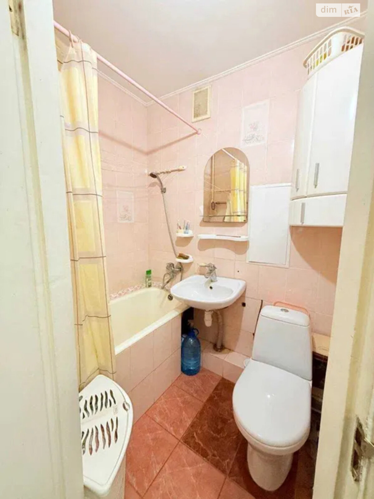 Продажа двухкомнатной квартиры в Киеве, на ул. Голосеевская 18, район Голосеевский фото 1