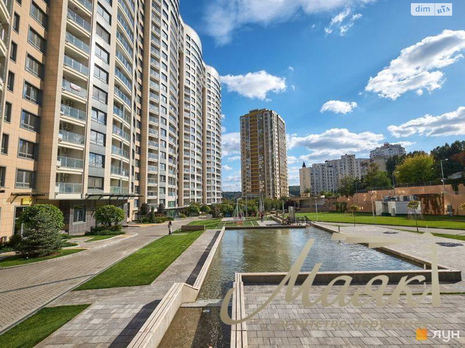 Продаж трикімнатної квартири в Києві, на просп. Голосіївський 60, район Голосіївський фото 1 Продаж трикімнатної квартири в Києві, на просп. Голосіївський 60, район Голосіївський фото 1
