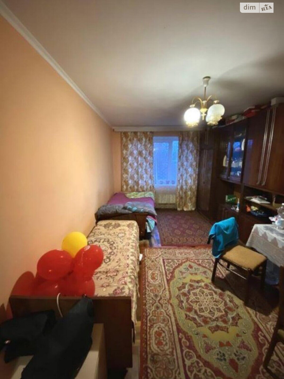 Продажа трехкомнатной квартиры в Киеве, на просп. Голосеевский 15, район Голосеевский фото 1