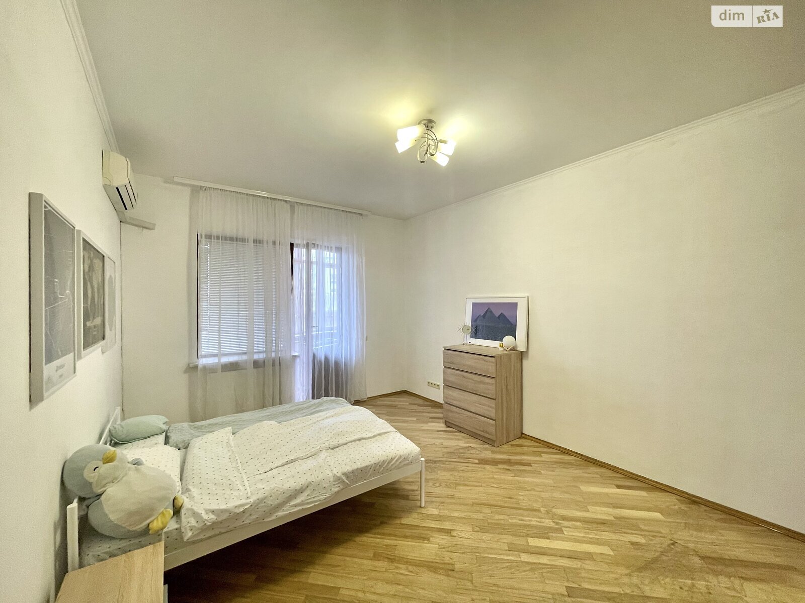 Продаж трикімнатної квартири в Києві, на вул. Жилянська 30А, район Голосіївський фото 1 Продаж трикімнатної квартири в Києві, на вул. Жилянська 30А, район Голосіївський фото 1