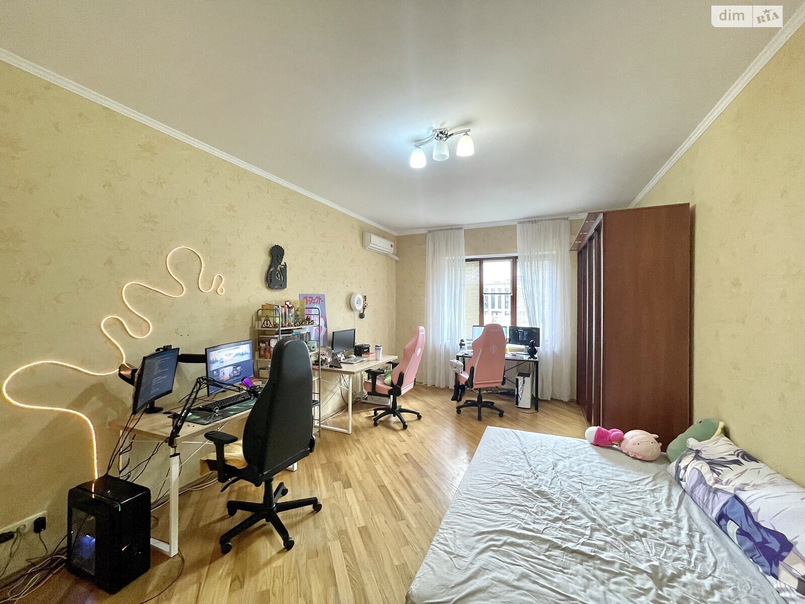 Продаж трикімнатної квартири в Києві, на вул. Жилянська 30А, район Голосіївський фото 1 Продаж трикімнатної квартири в Києві, на вул. Жилянська 30А, район Голосіївський фото 1