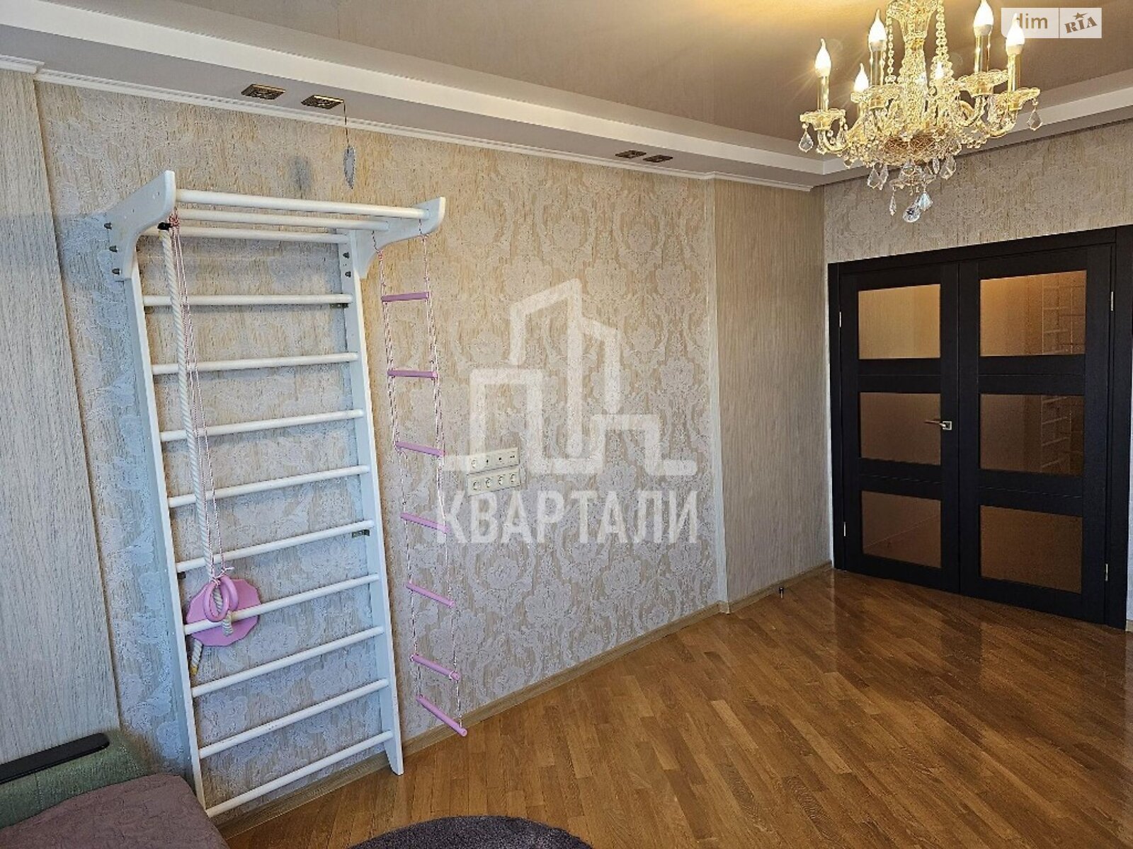 Продажа двухкомнатной квартиры в Киеве, на ул. Казацкая 112, район Голосеевский фото 1